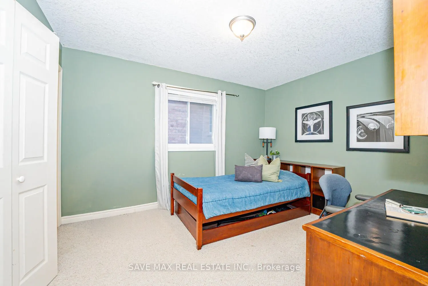 77 Sovereign's Gate