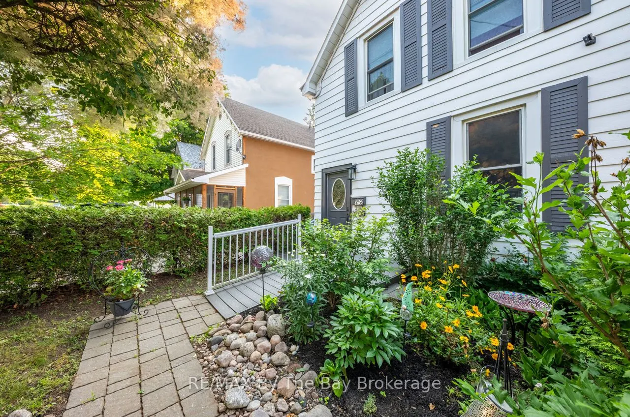 616 Dominion Avenue