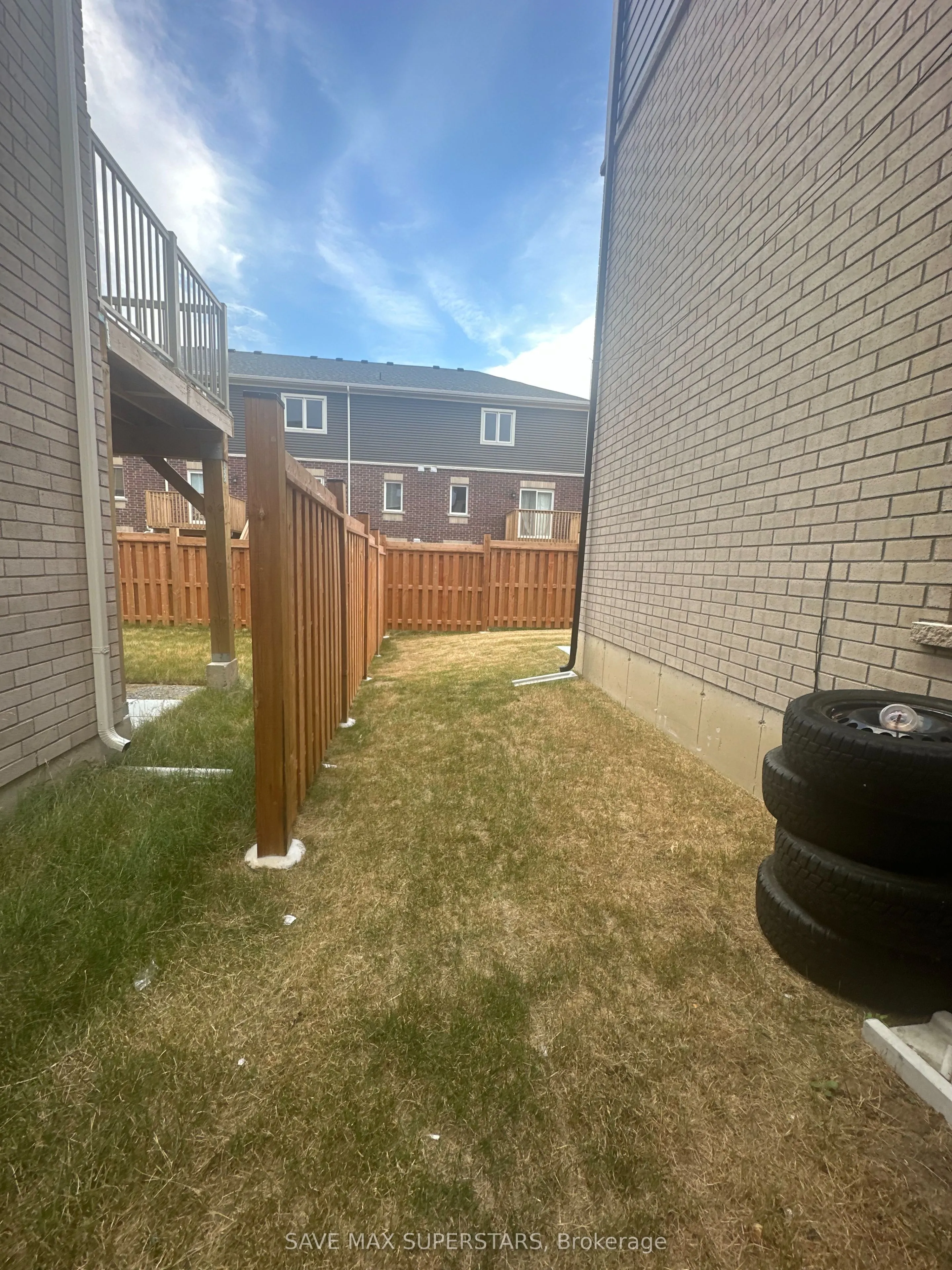 14 WAGON Lane, #1