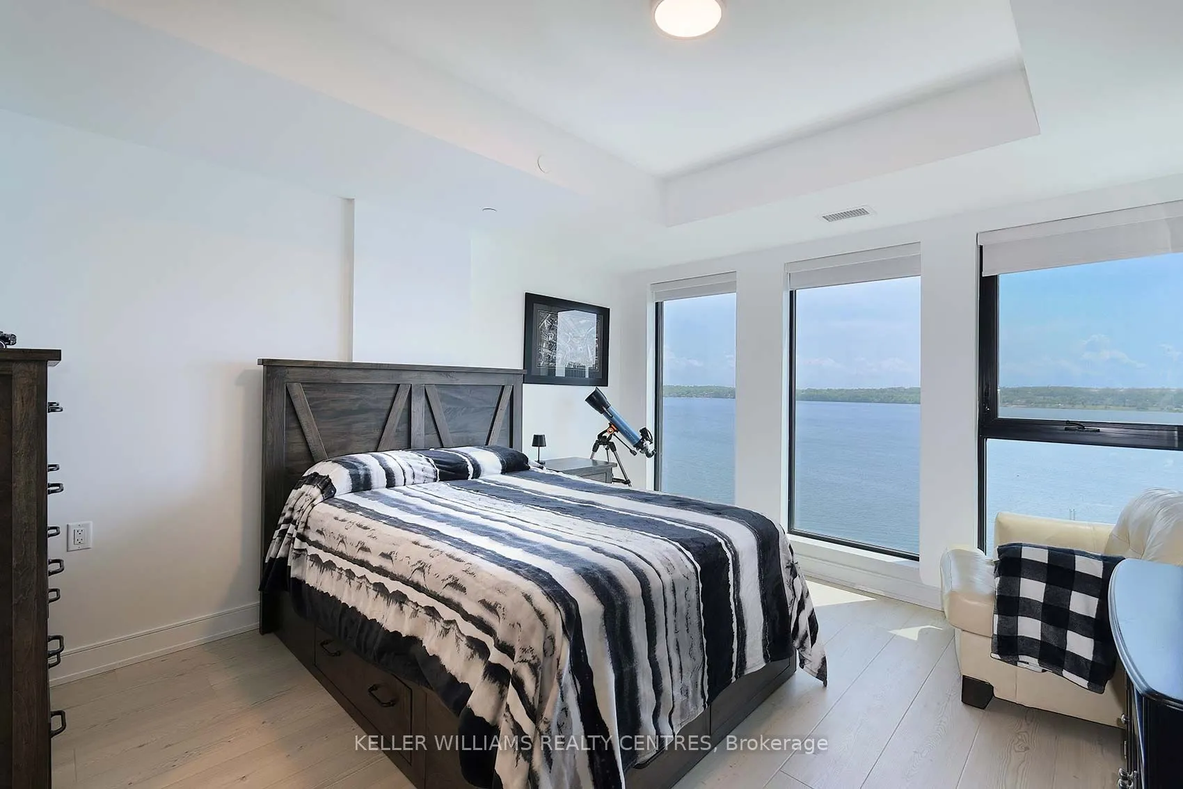 185 Dunlop Street E, #602