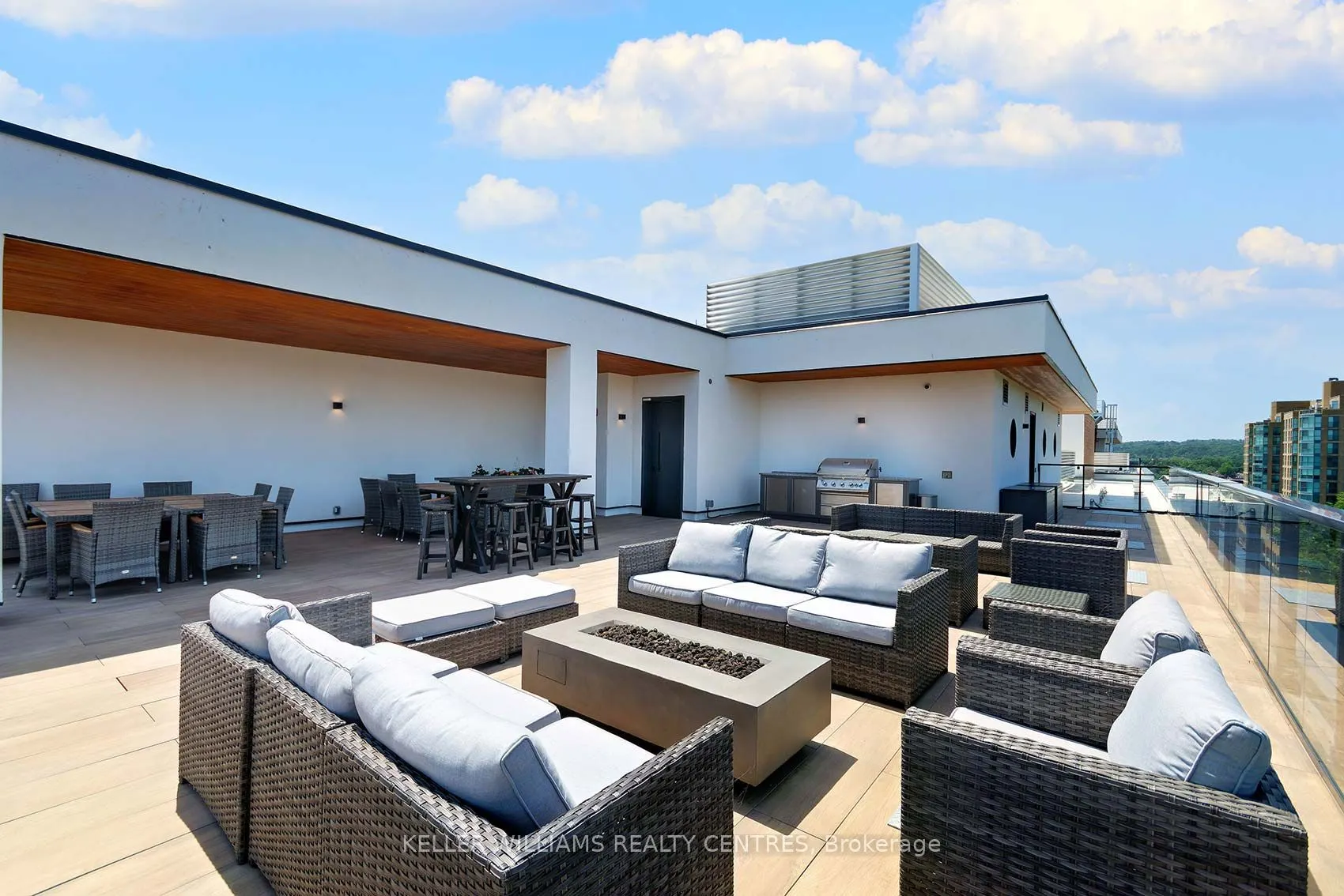 185 Dunlop Street E, #602