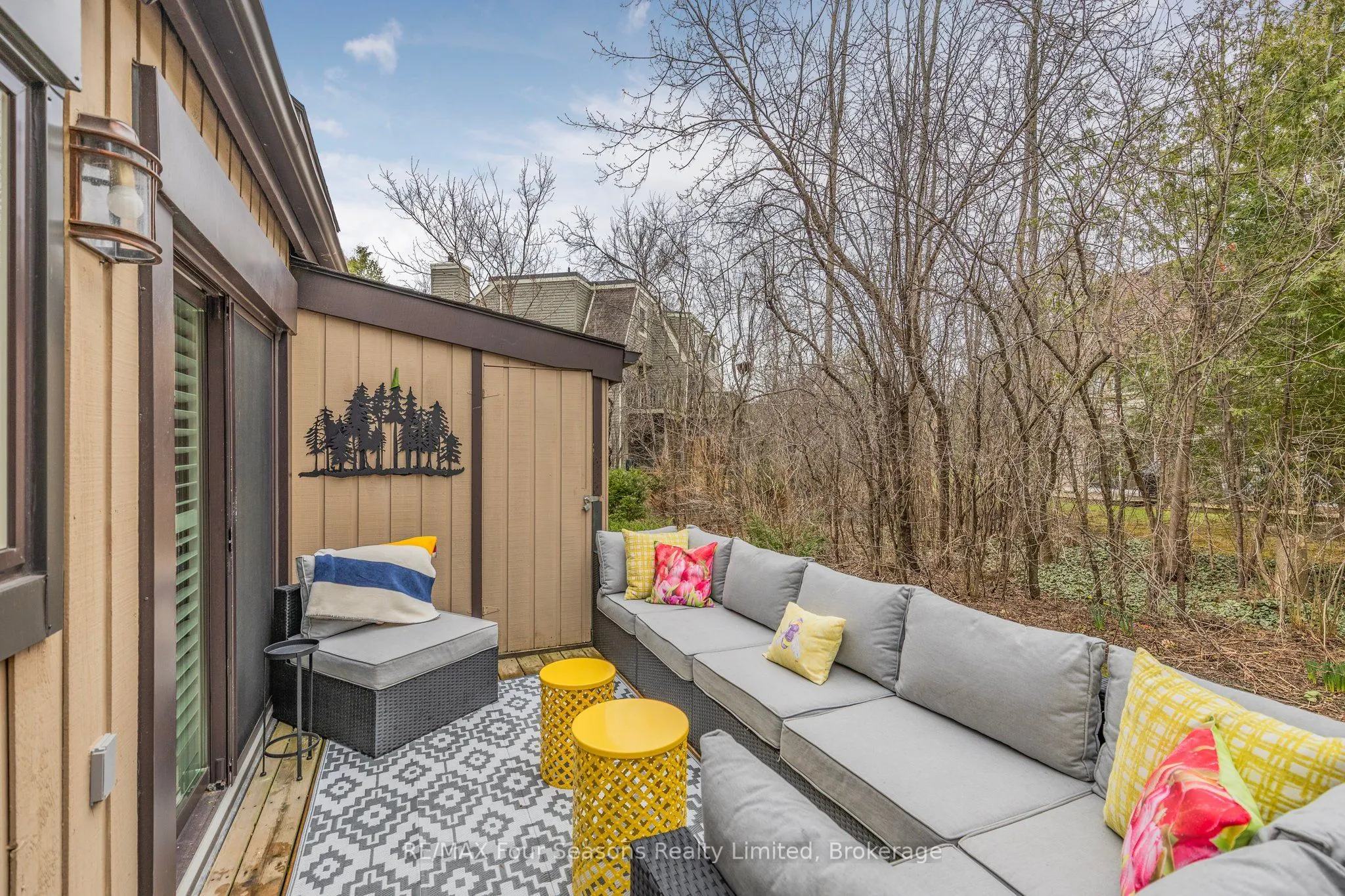 113 Escarpment Crescent, #13