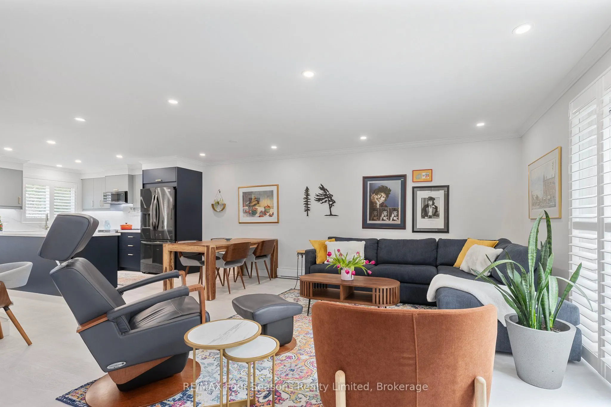 113 Escarpment Crescent, #13