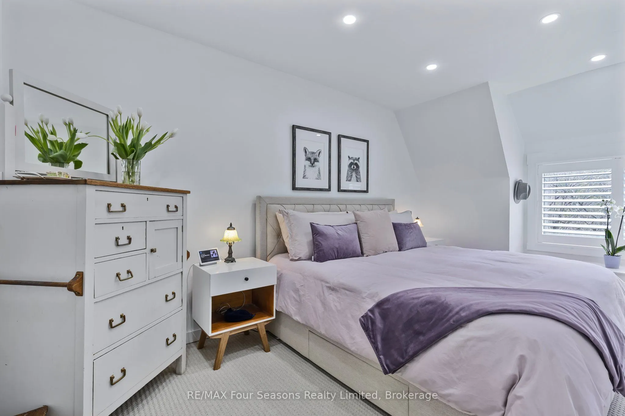 113 Escarpment Crescent, #13