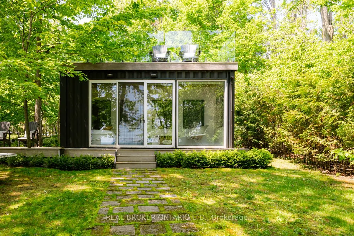 45 Ivy Lane