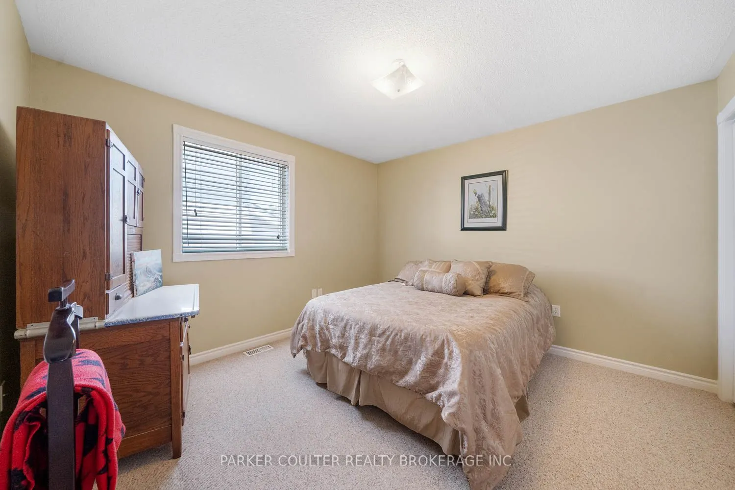 32 Ritchie Crescent