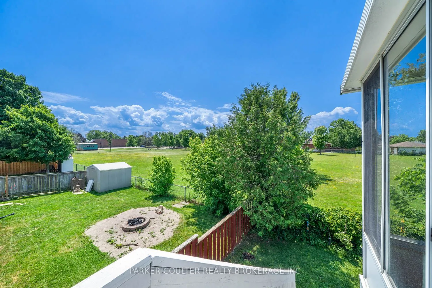 32 Ritchie Crescent