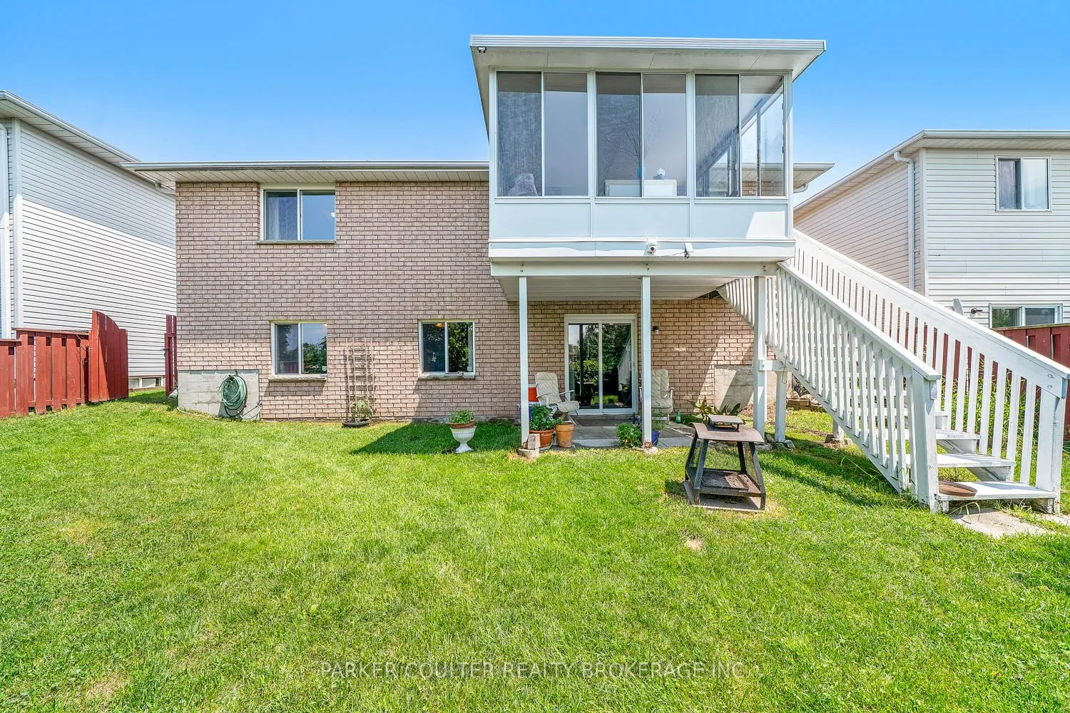 32 Ritchie Crescent