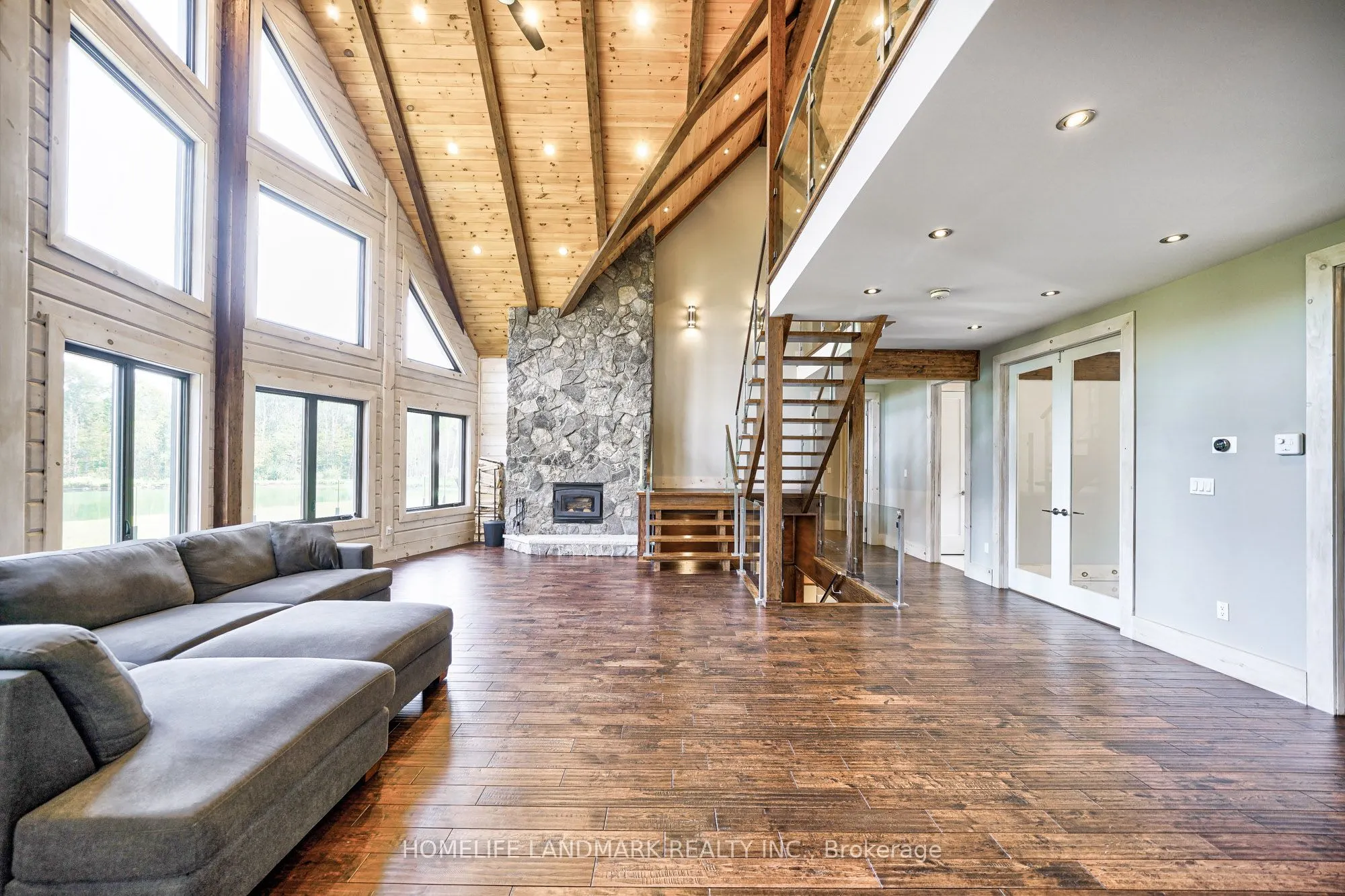 350 CONCESSION 7 Road E