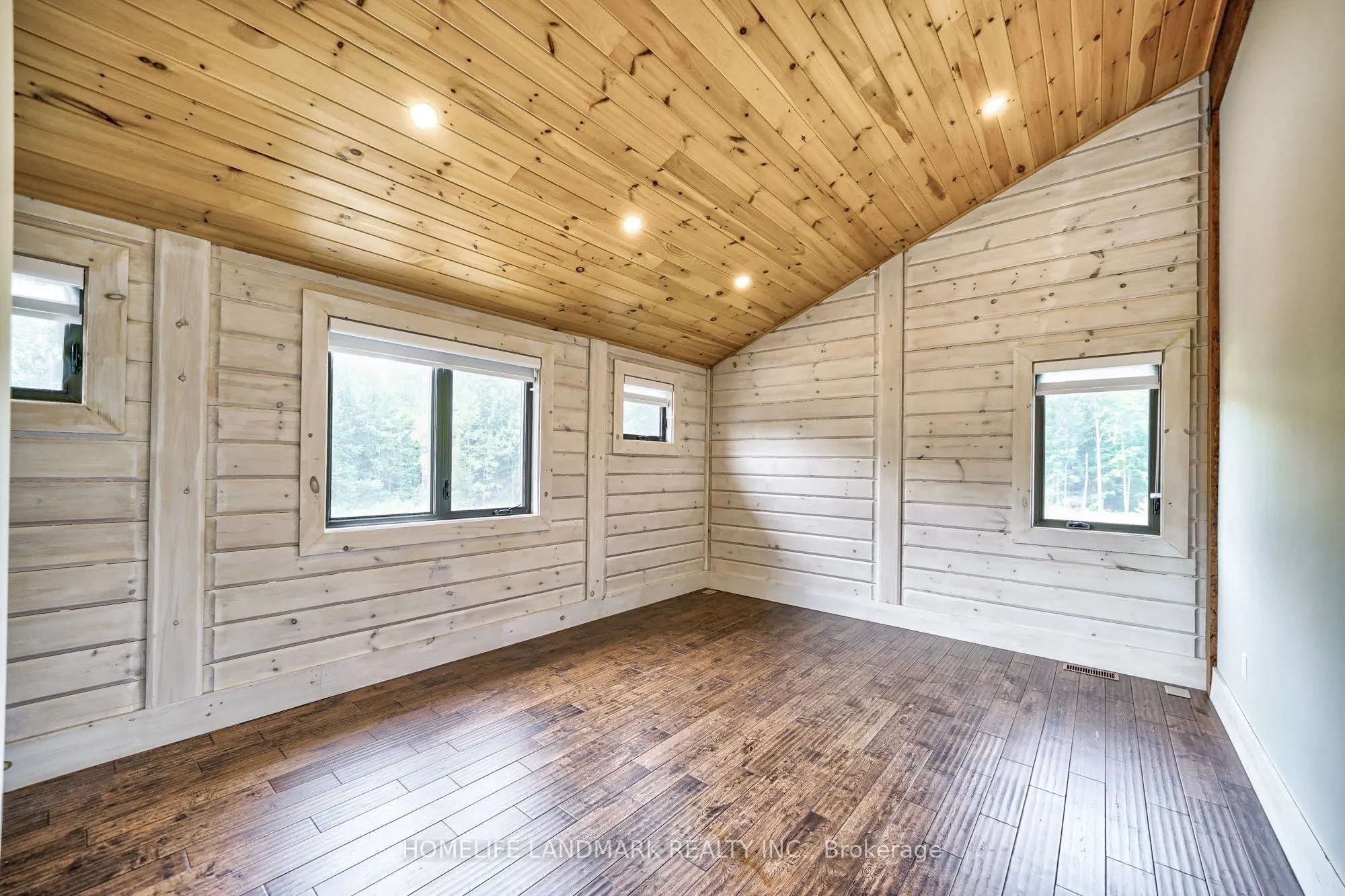 350 CONCESSION 7 Road E