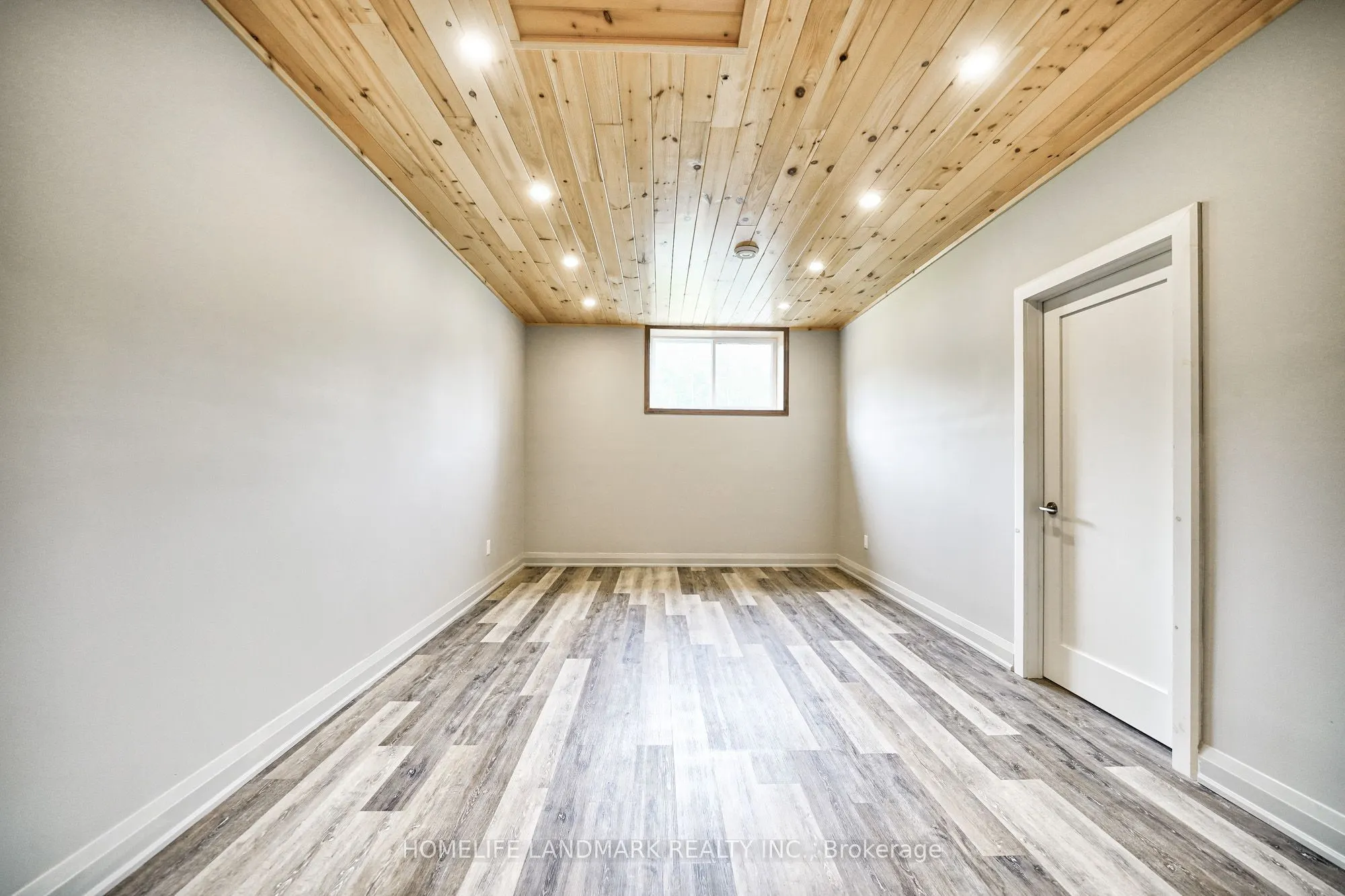 350 CONCESSION 7 Road E