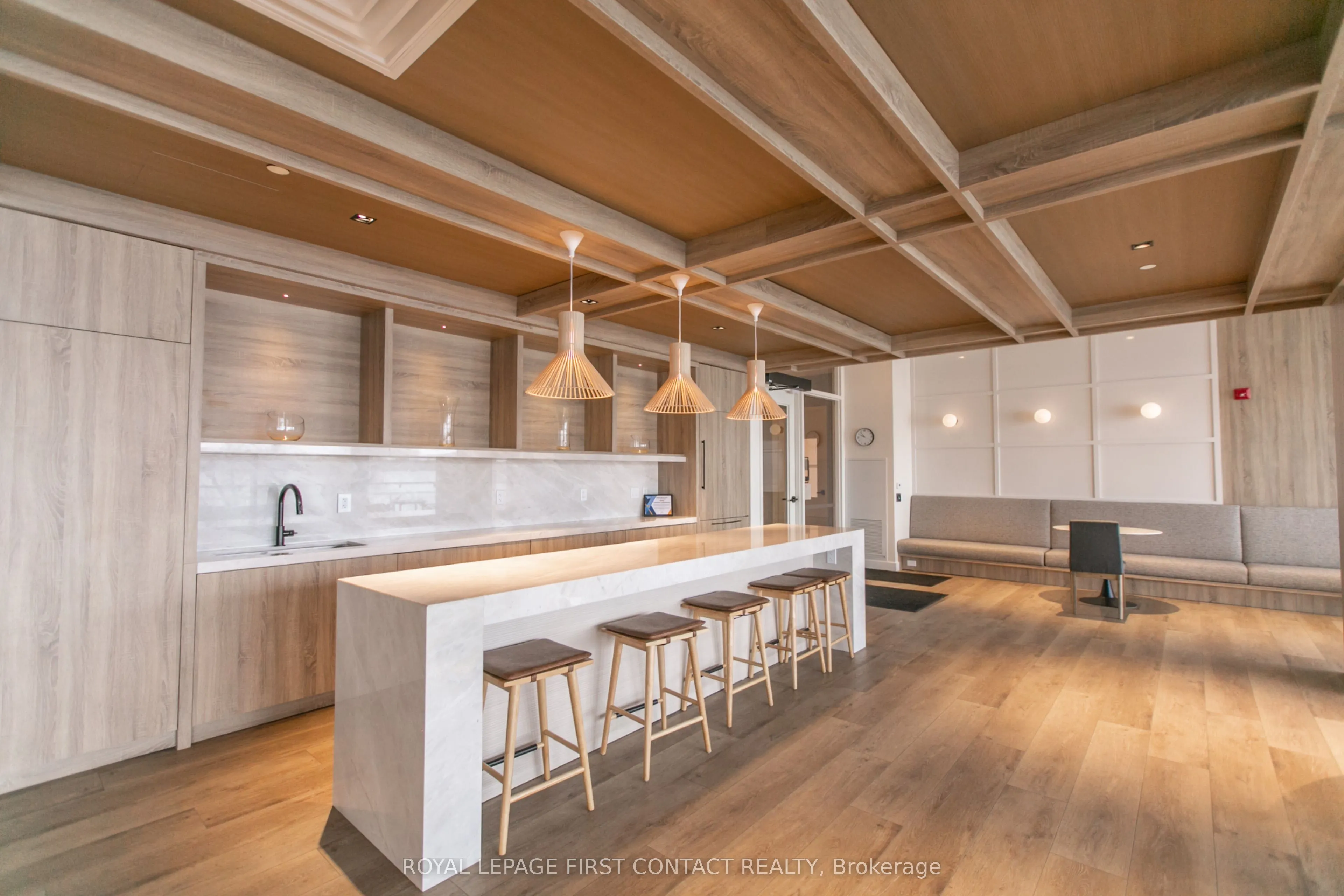 185 Dunlop Street E, #421