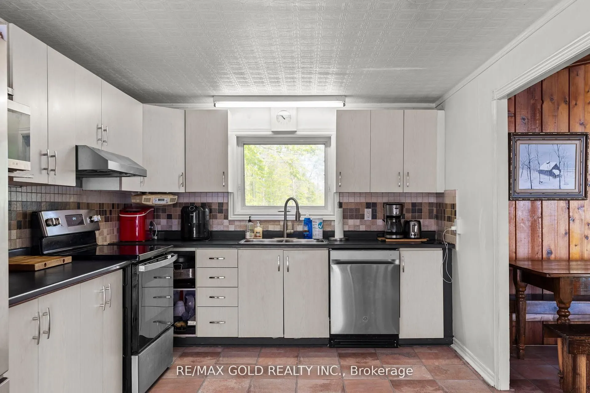 1305 Carol Ann Avenue