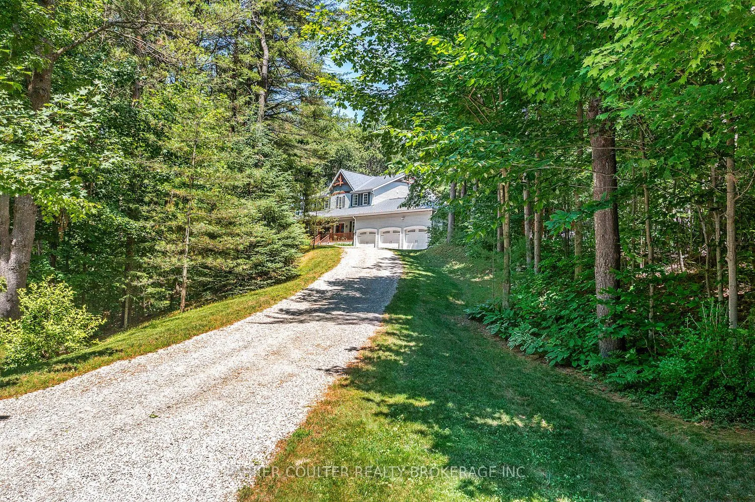 29 Robert Boulevard