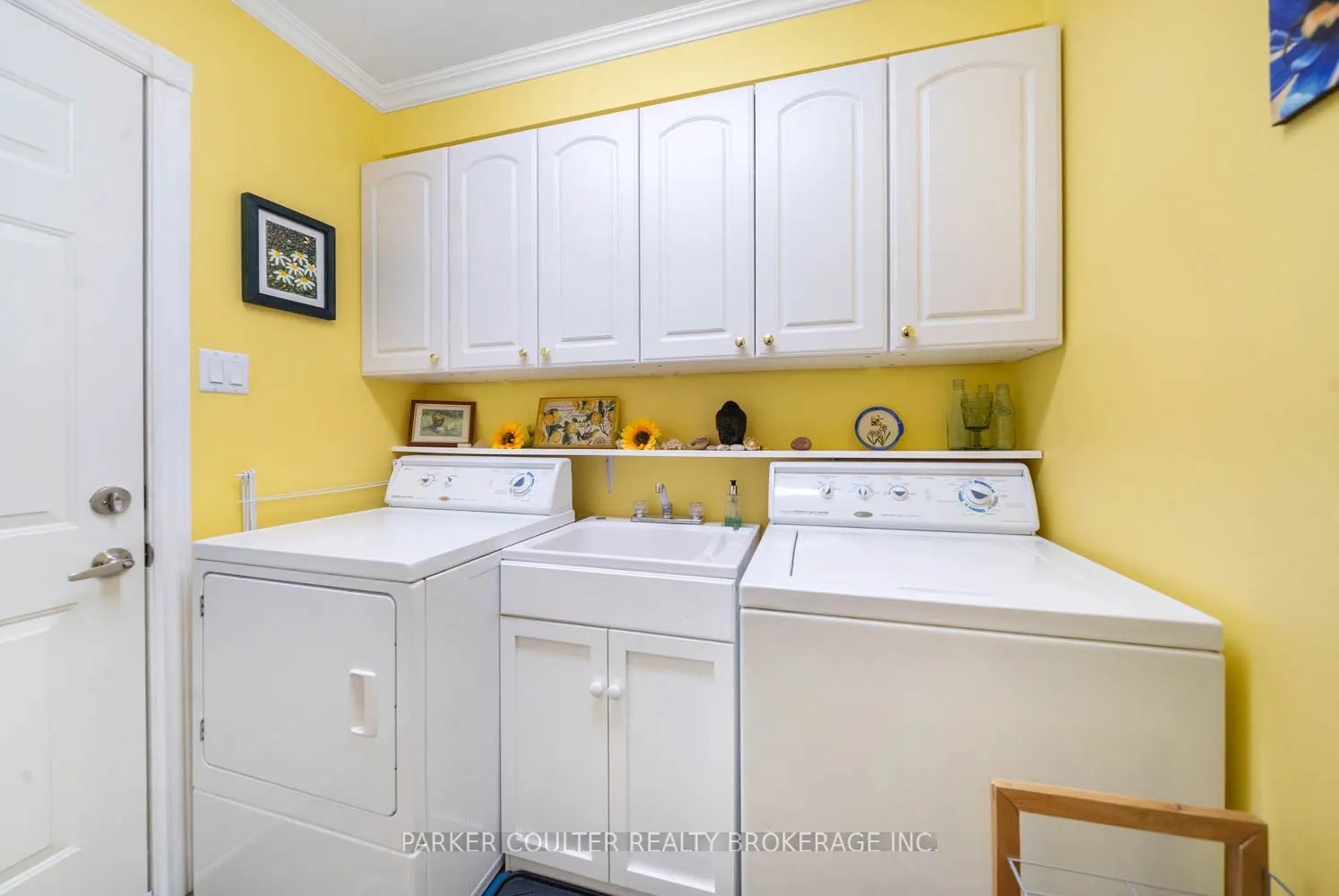 29 Robert Boulevard
