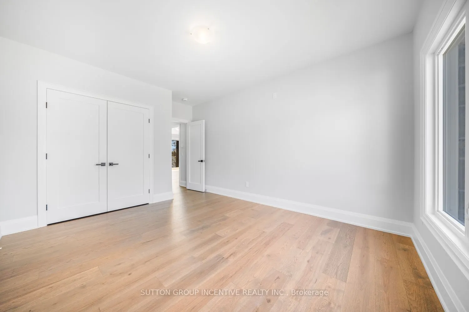 3331 Lake St George Boulevard