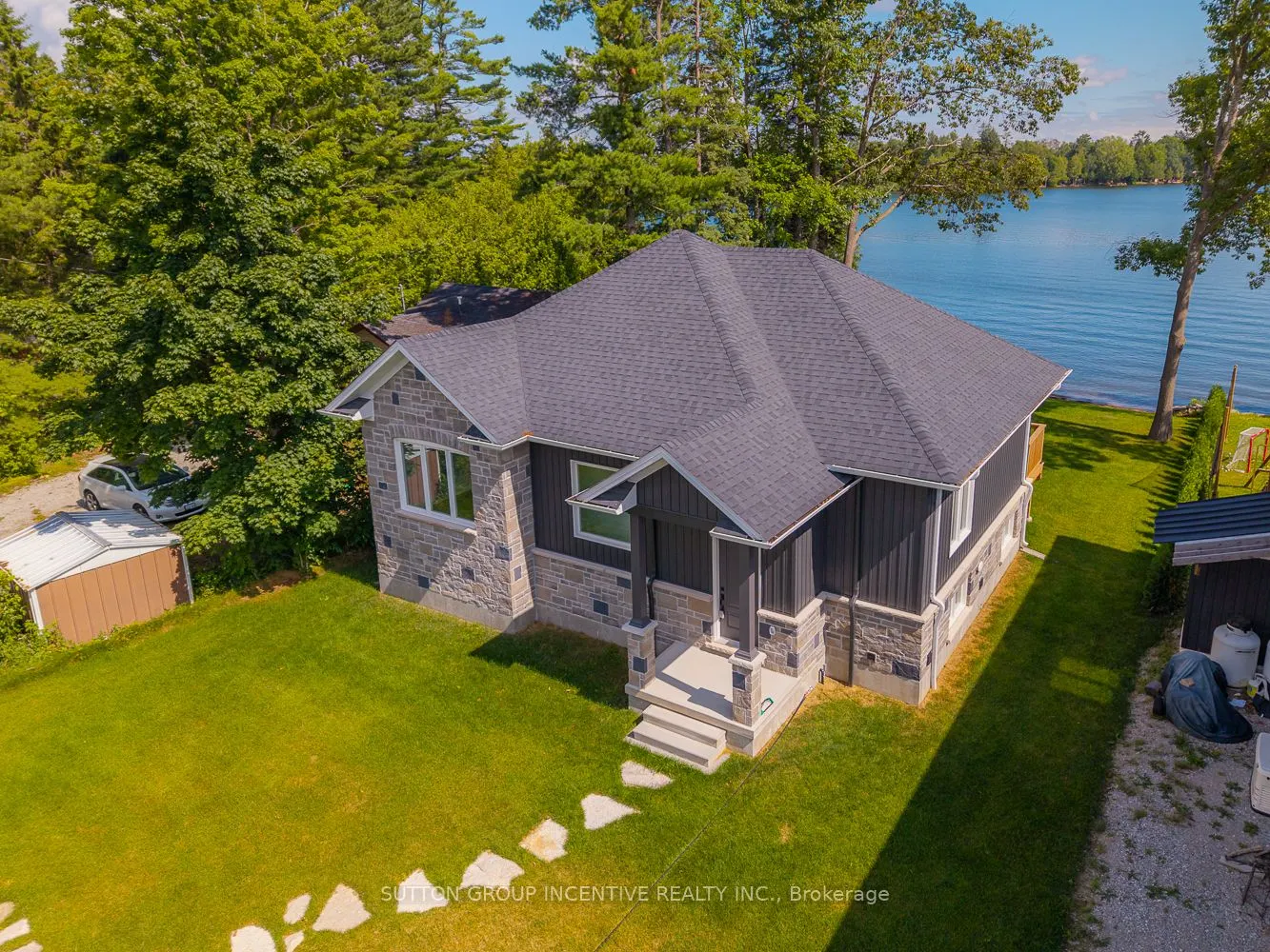 3331 Lake St George Boulevard