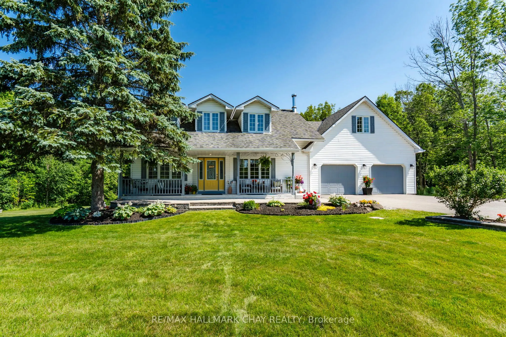403 Moonstone Road E