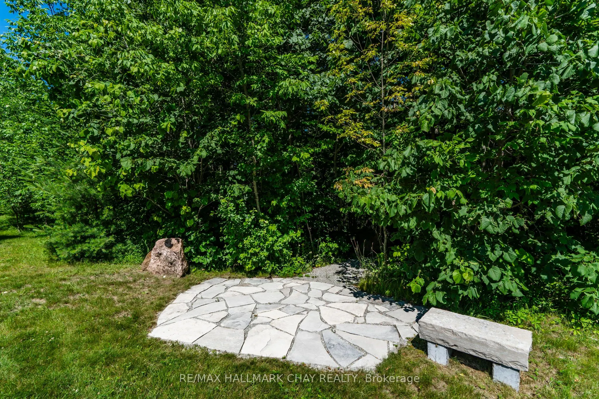 403 Moonstone Road E