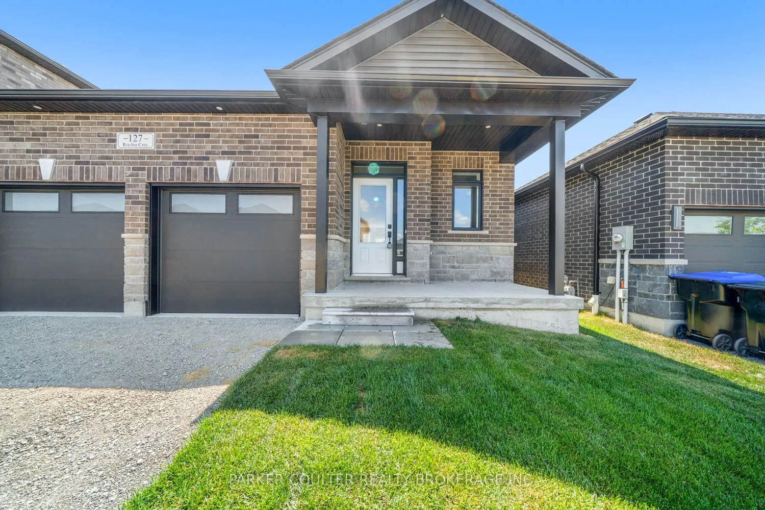 127 Ritchie Crescent