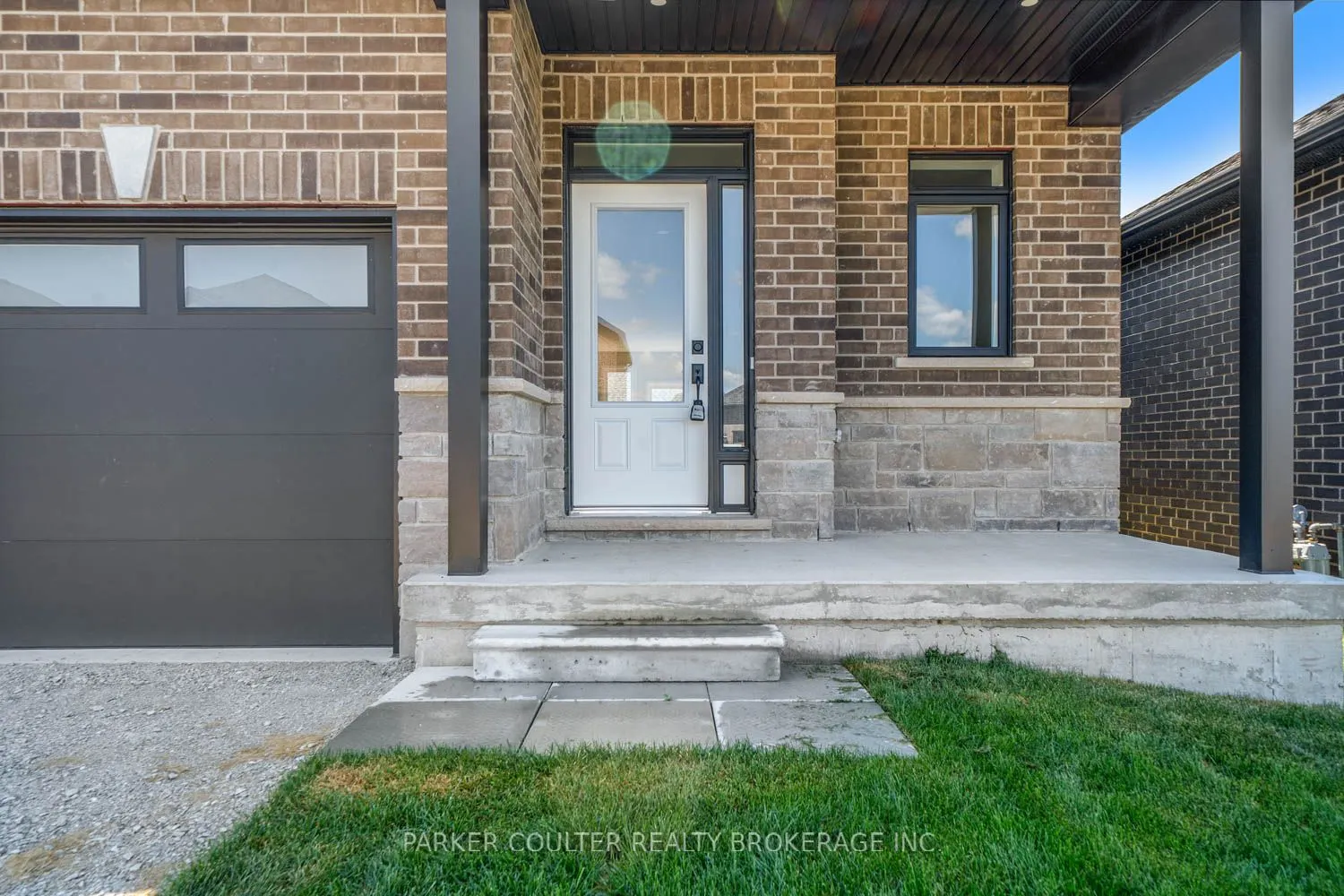 127 Ritchie Crescent