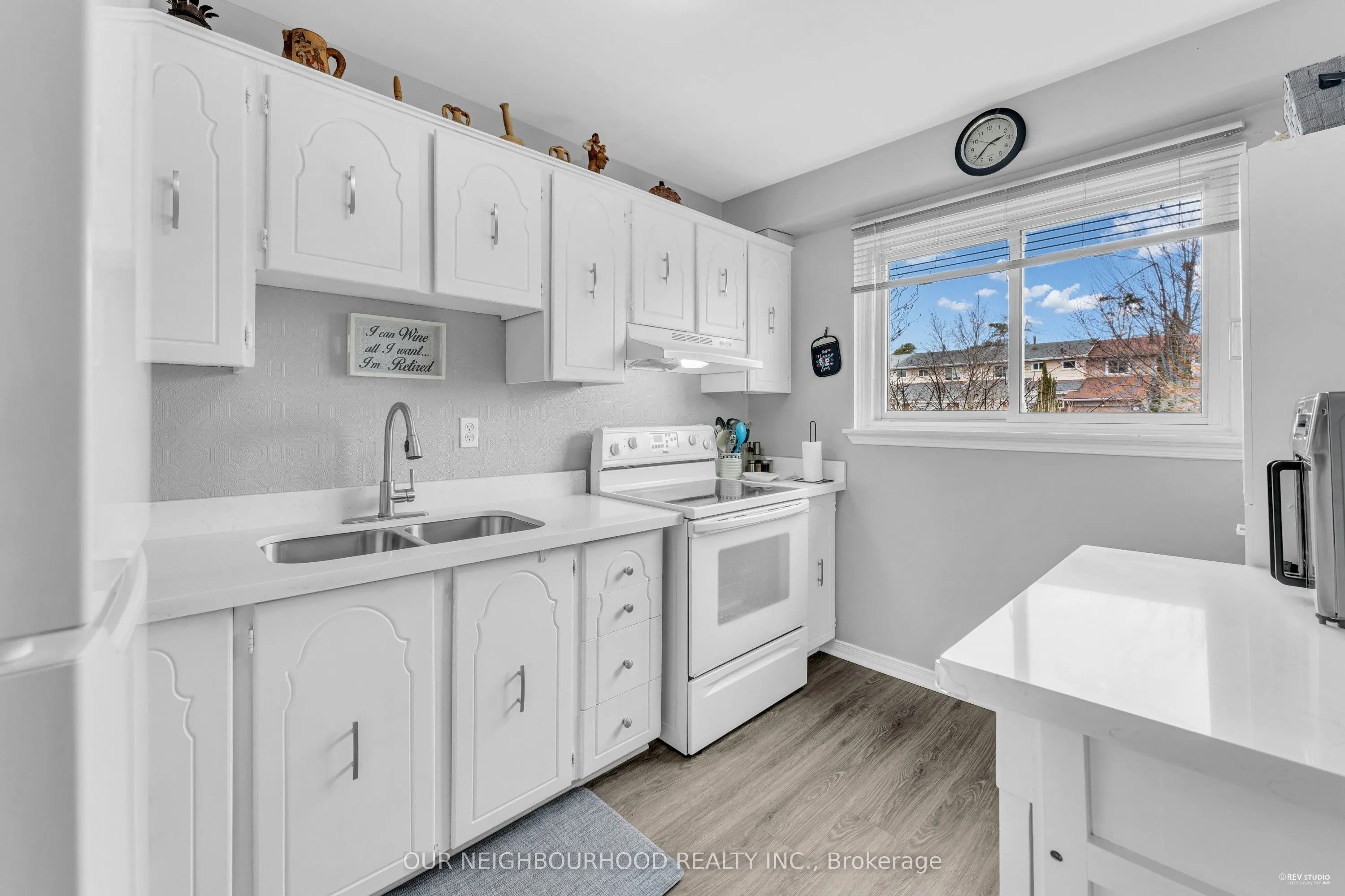 89 Chaucer Crescent