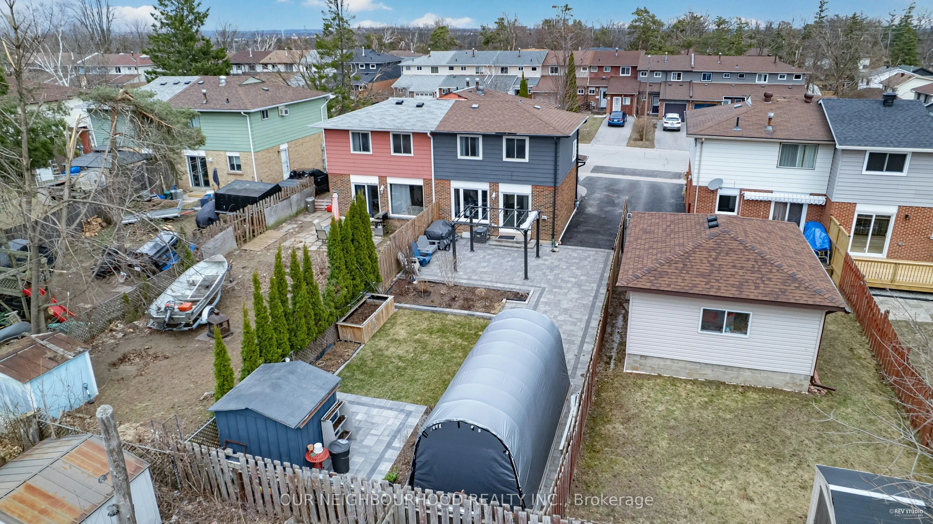 89 Chaucer Crescent
