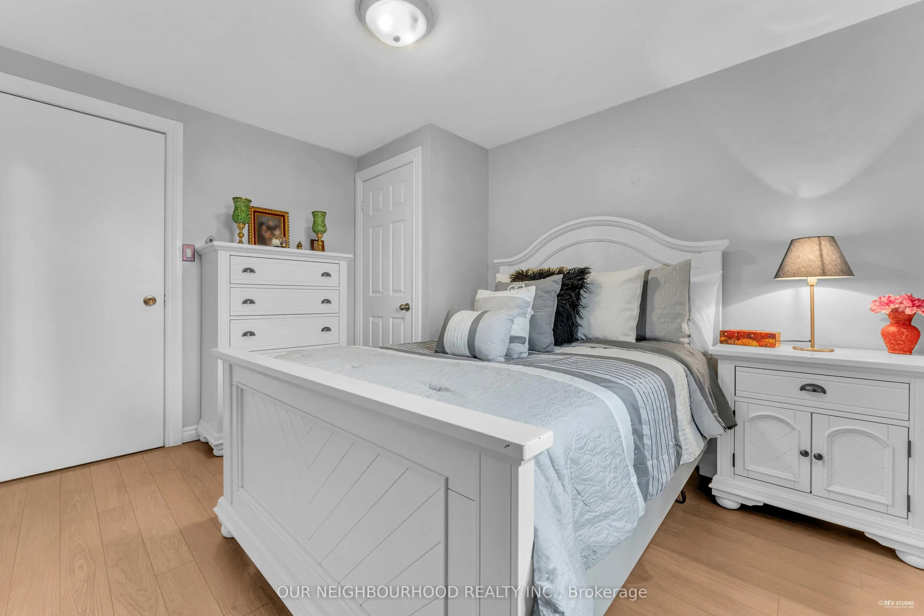89 Chaucer Crescent