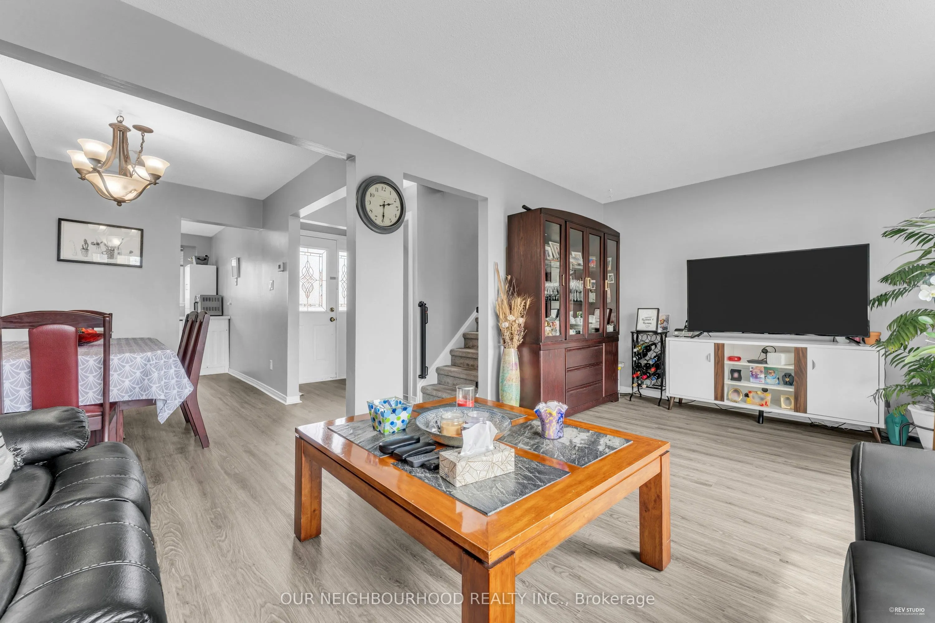 89 Chaucer Crescent