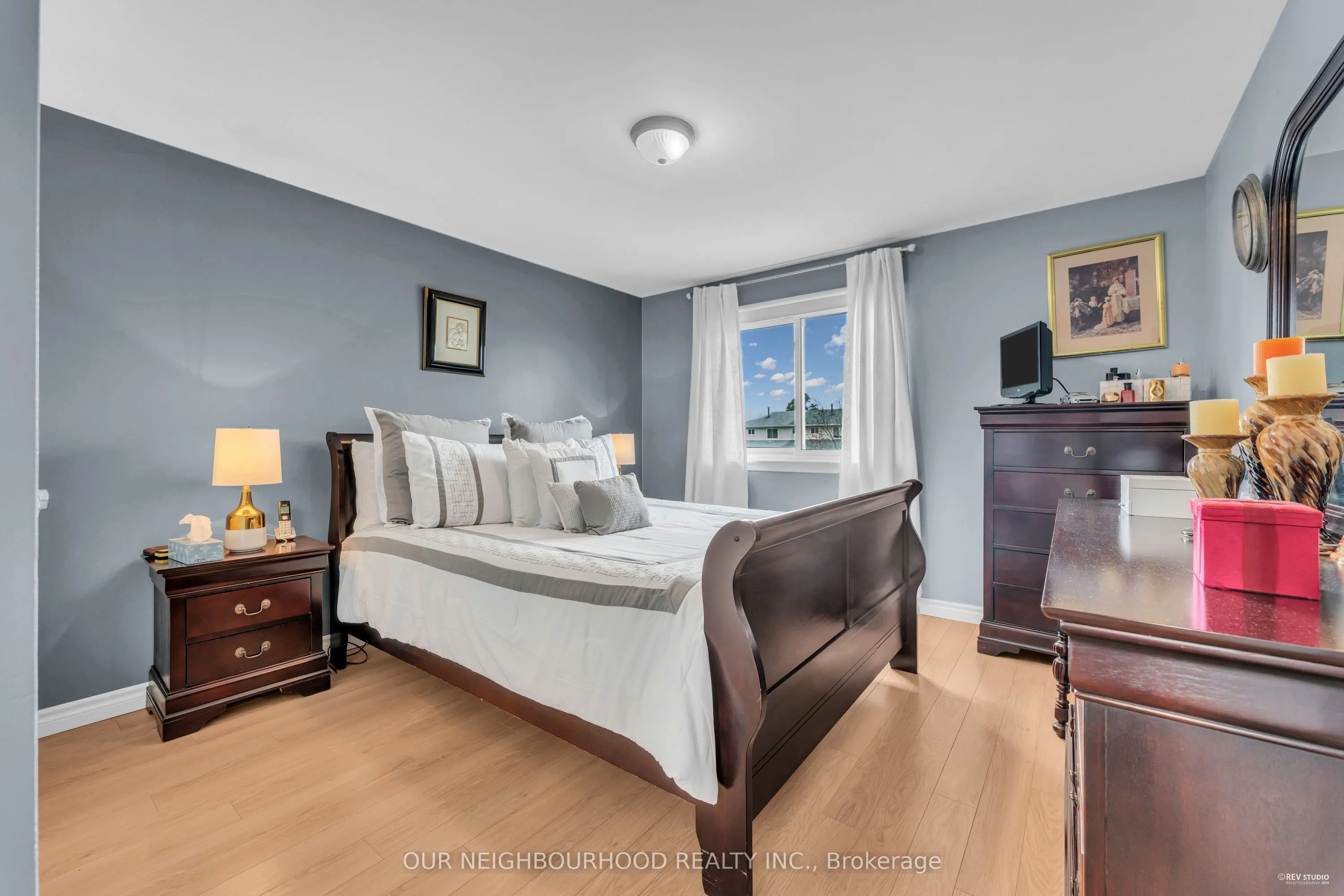 89 Chaucer Crescent