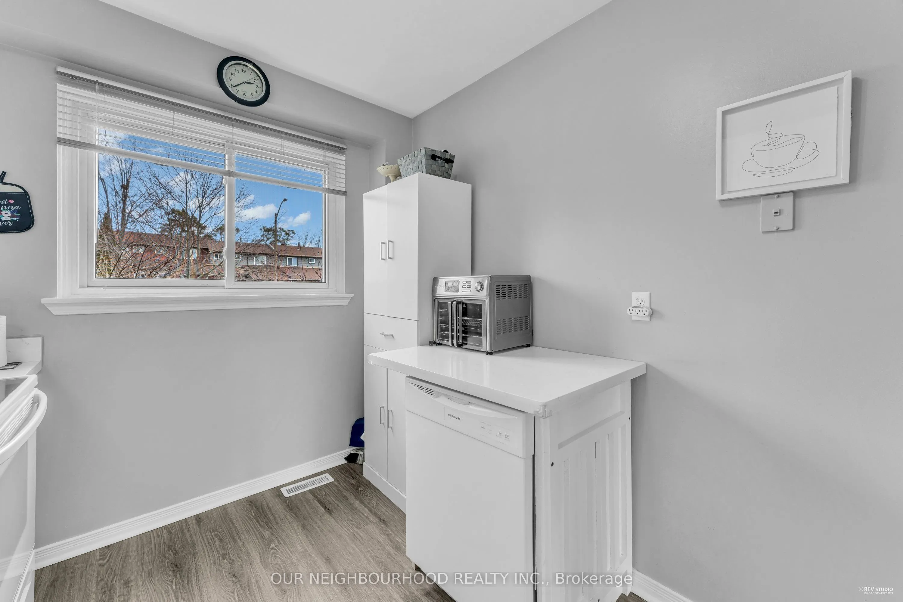 89 Chaucer Crescent