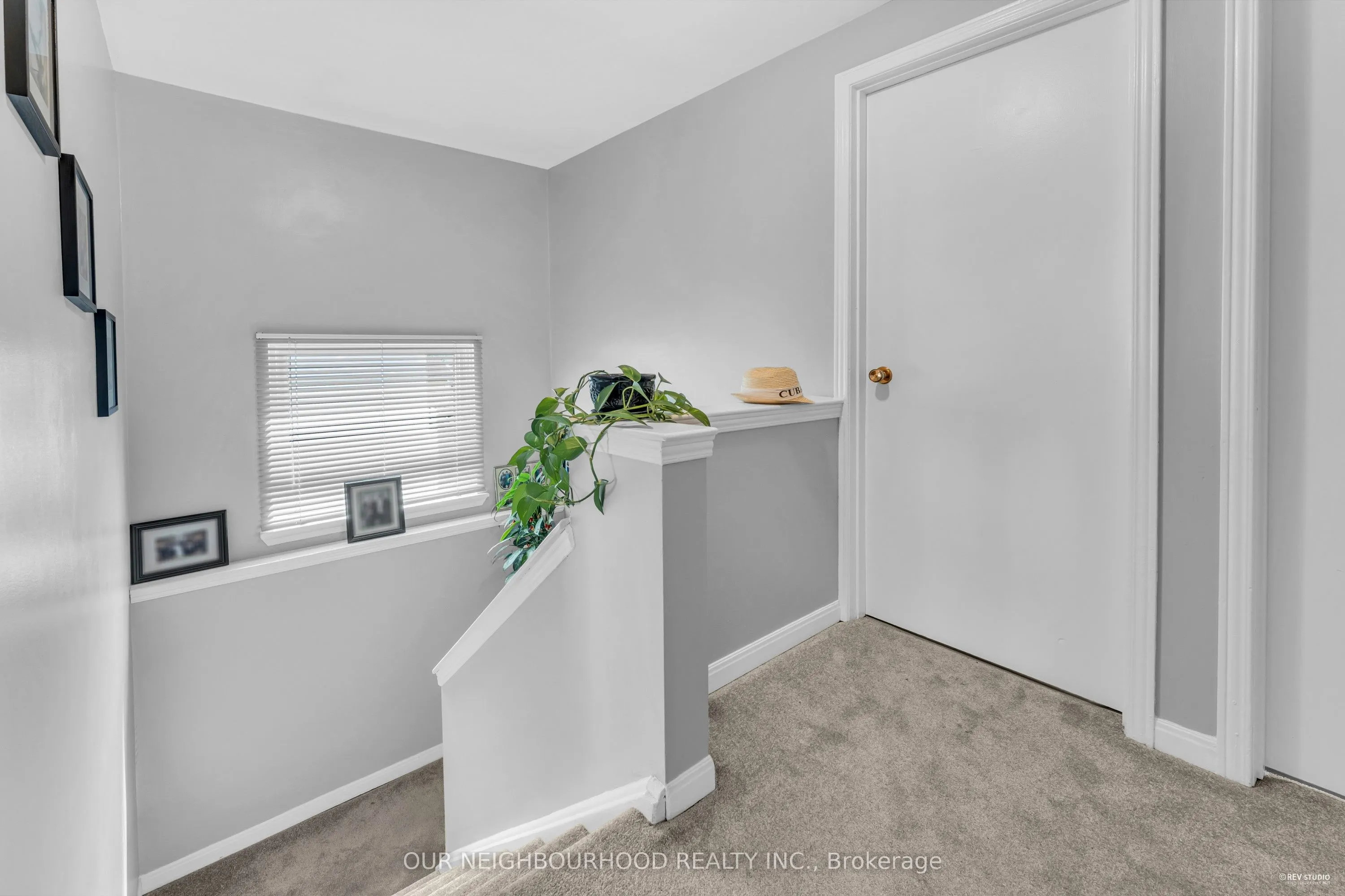 89 Chaucer Crescent