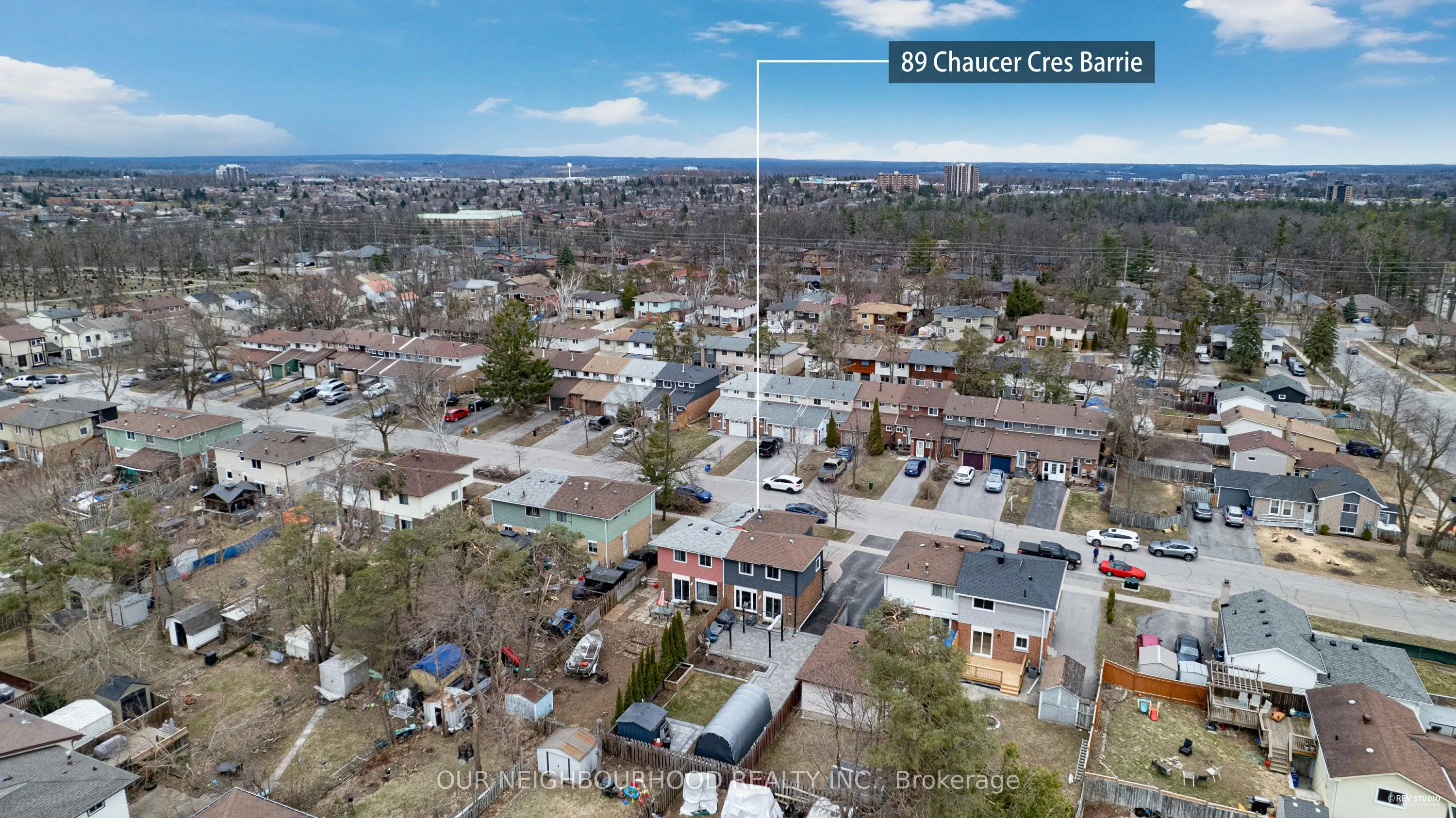 89 Chaucer Crescent