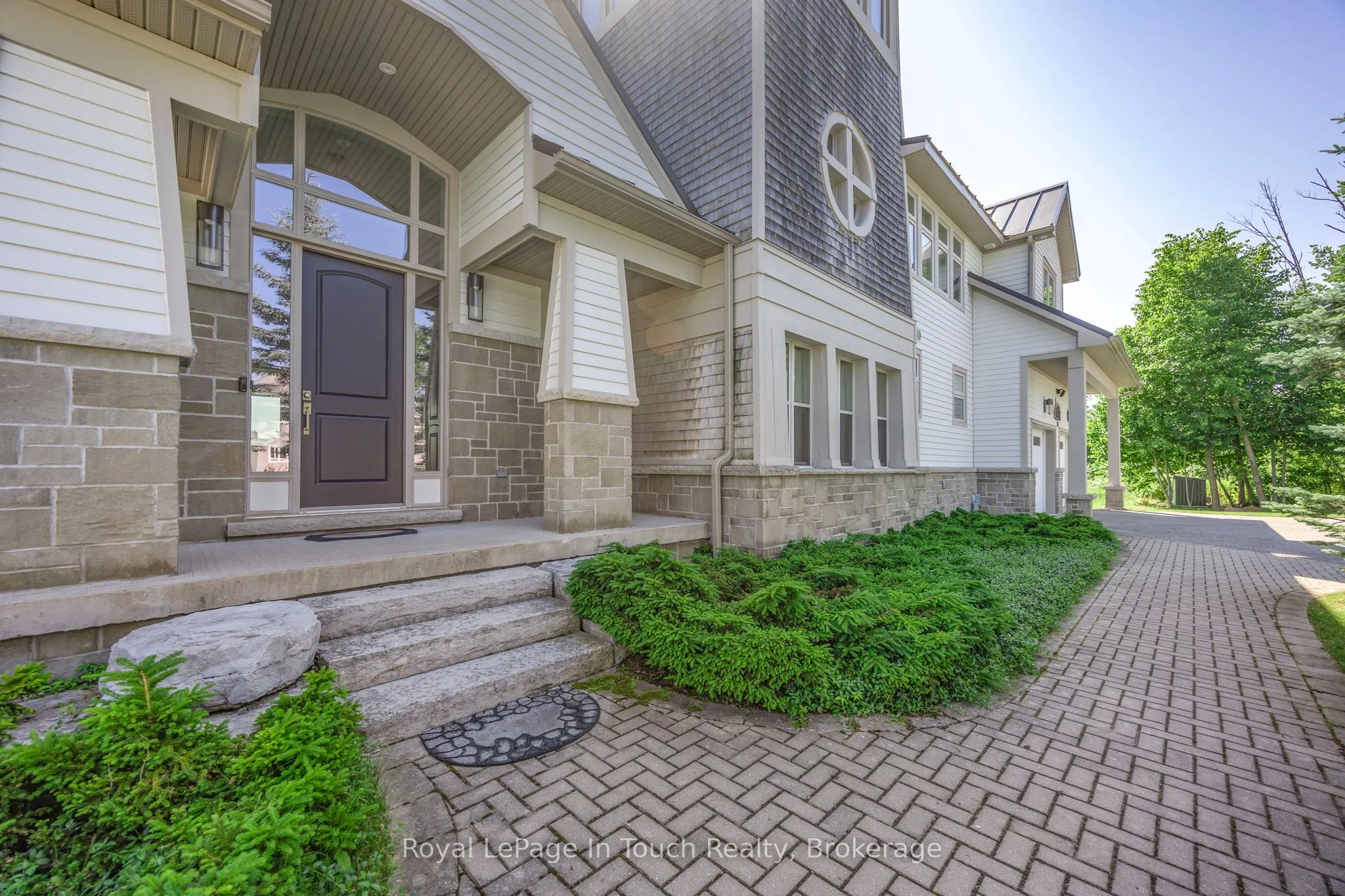 17 Swan Lane