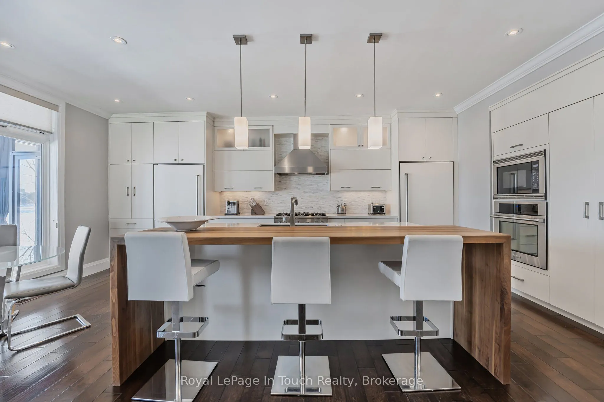 17 Swan Lane