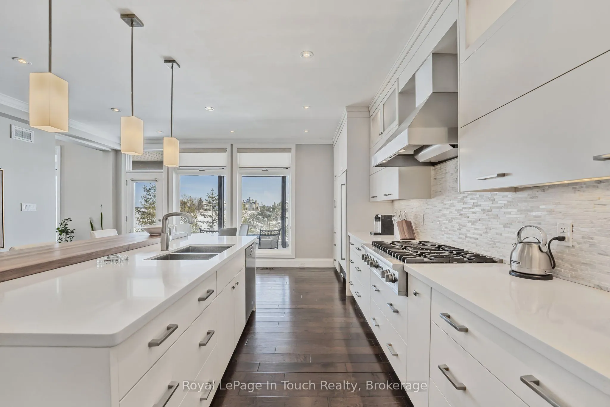 17 Swan Lane
