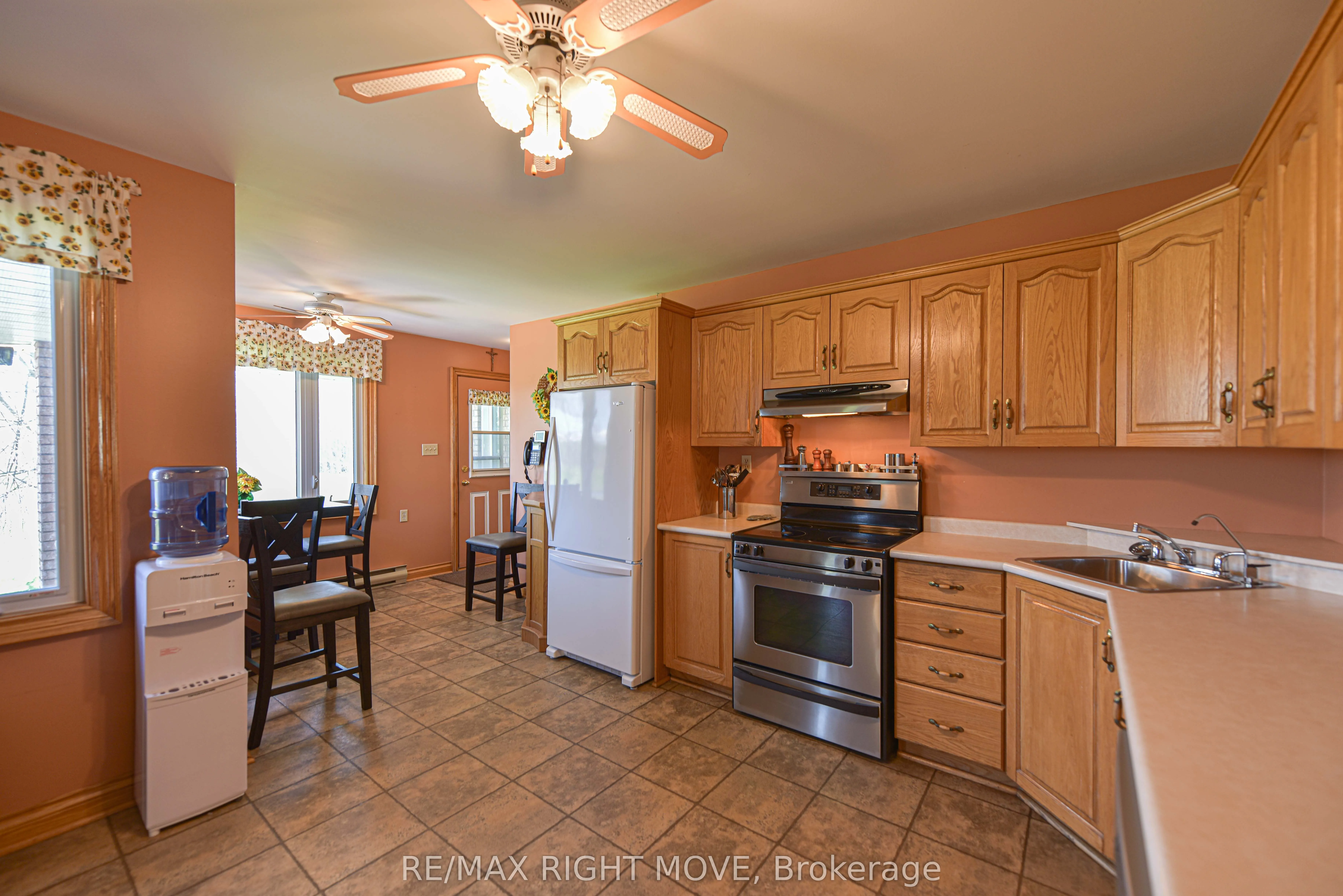 2723 Monck Road