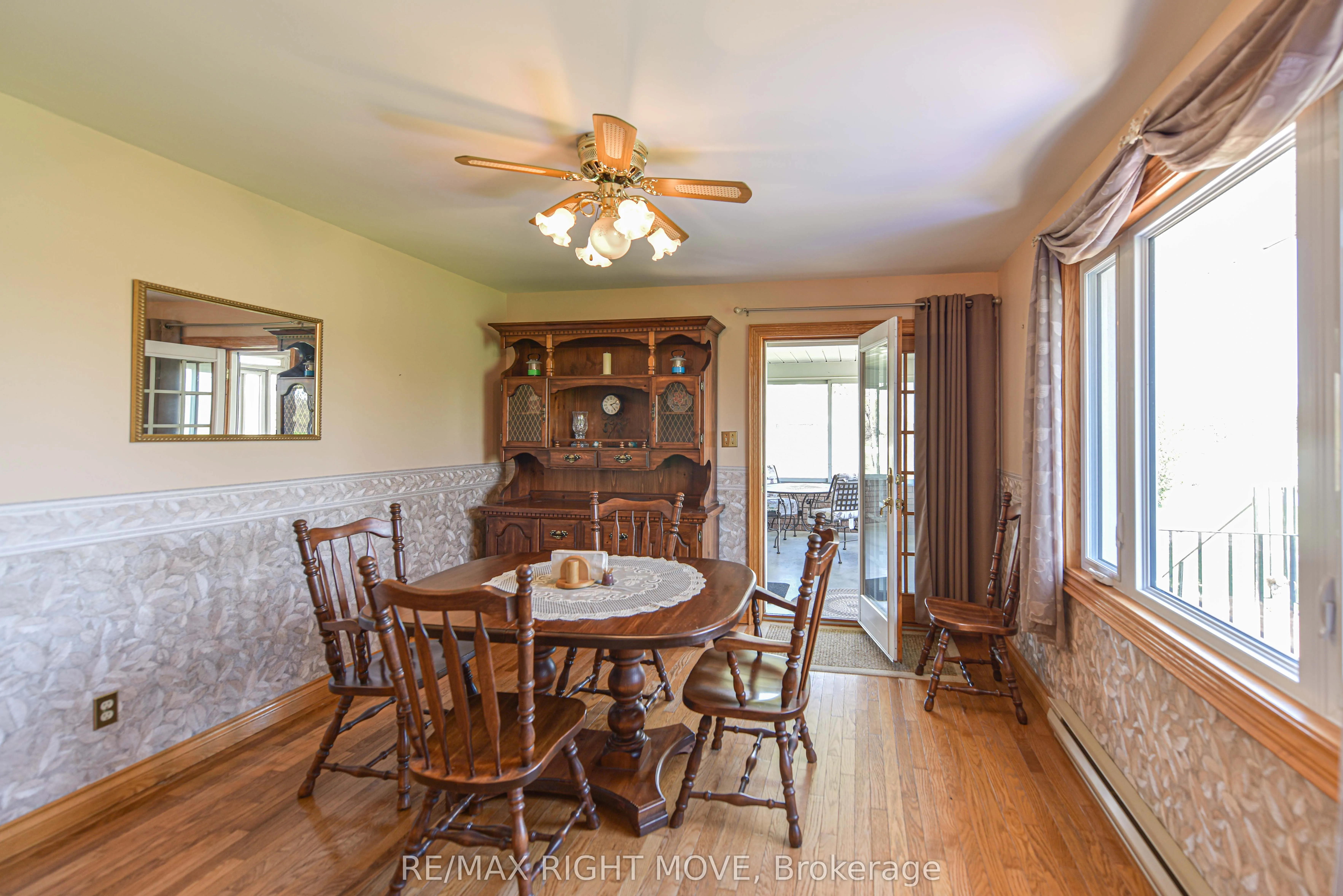 2723 Monck Road