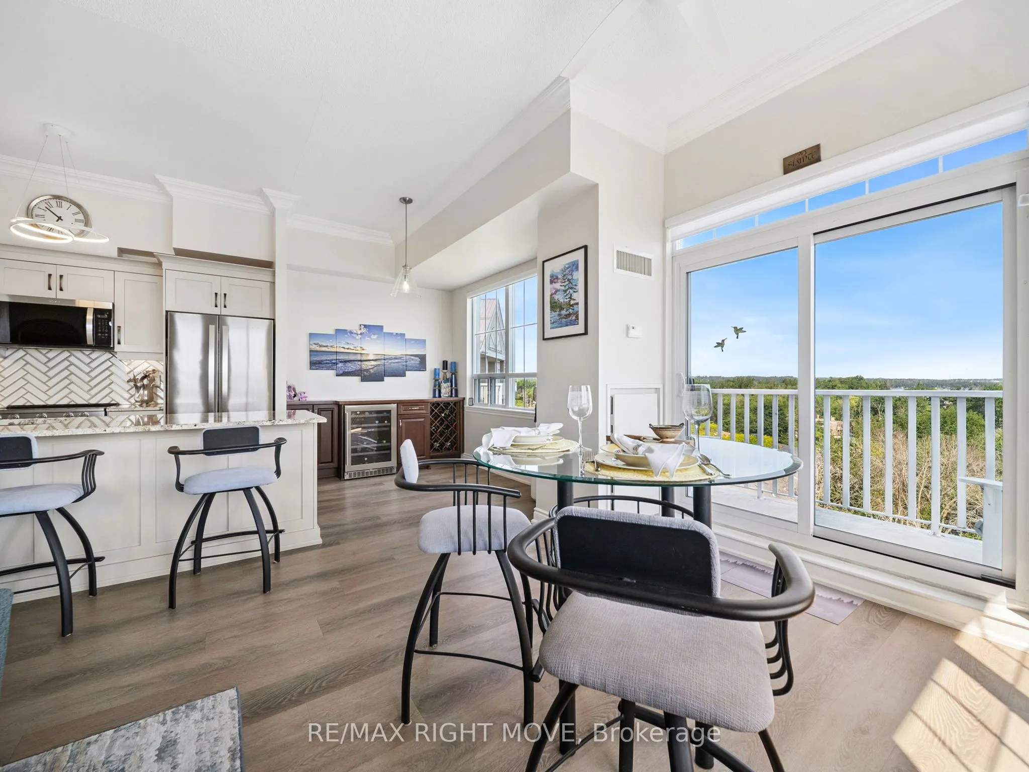 354 Atherley Road, #806