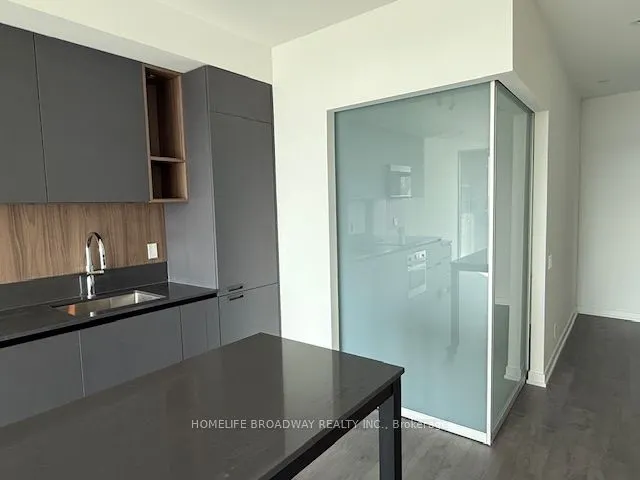 39 Mary Street N, #2212