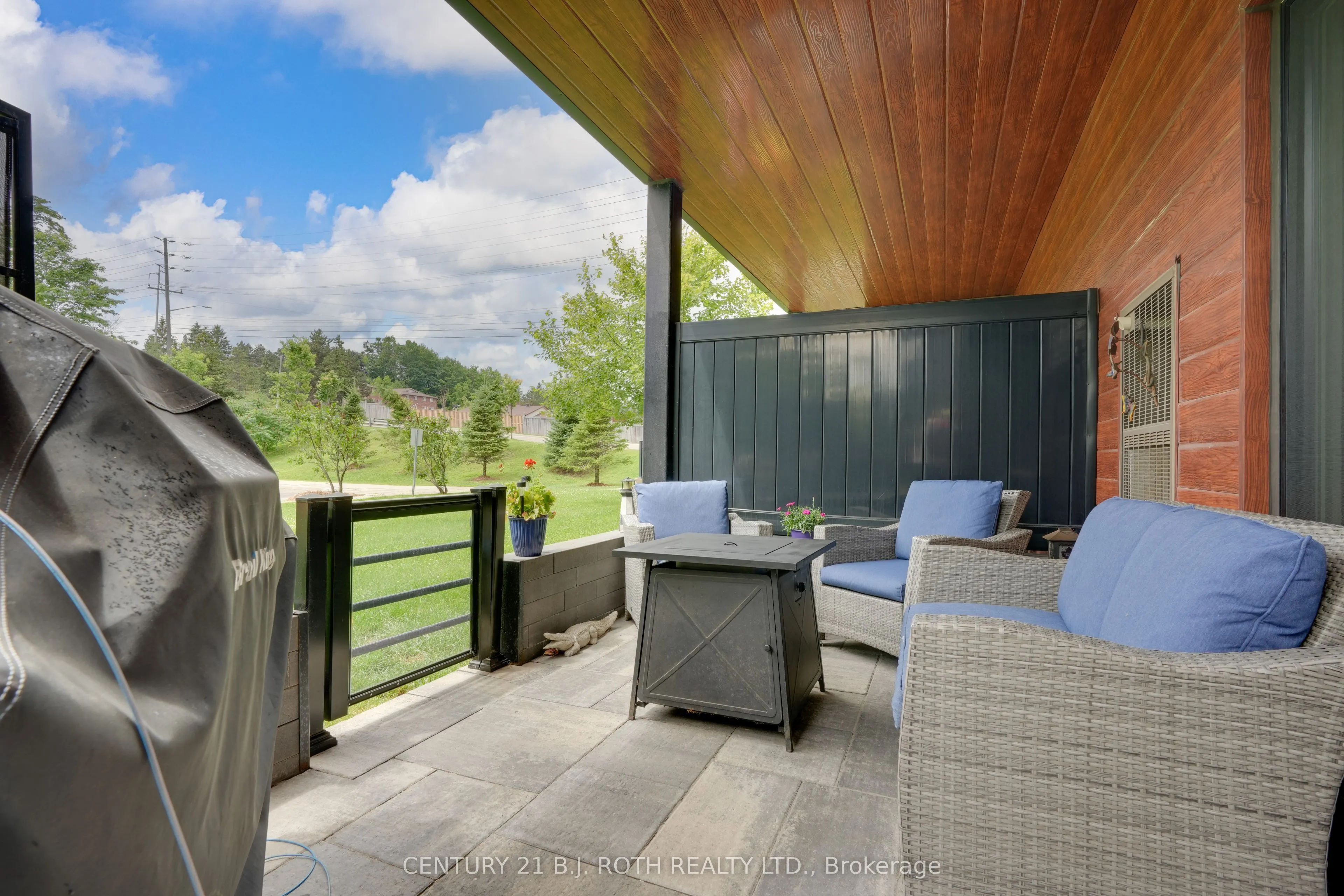 306 Essa Road, #112
