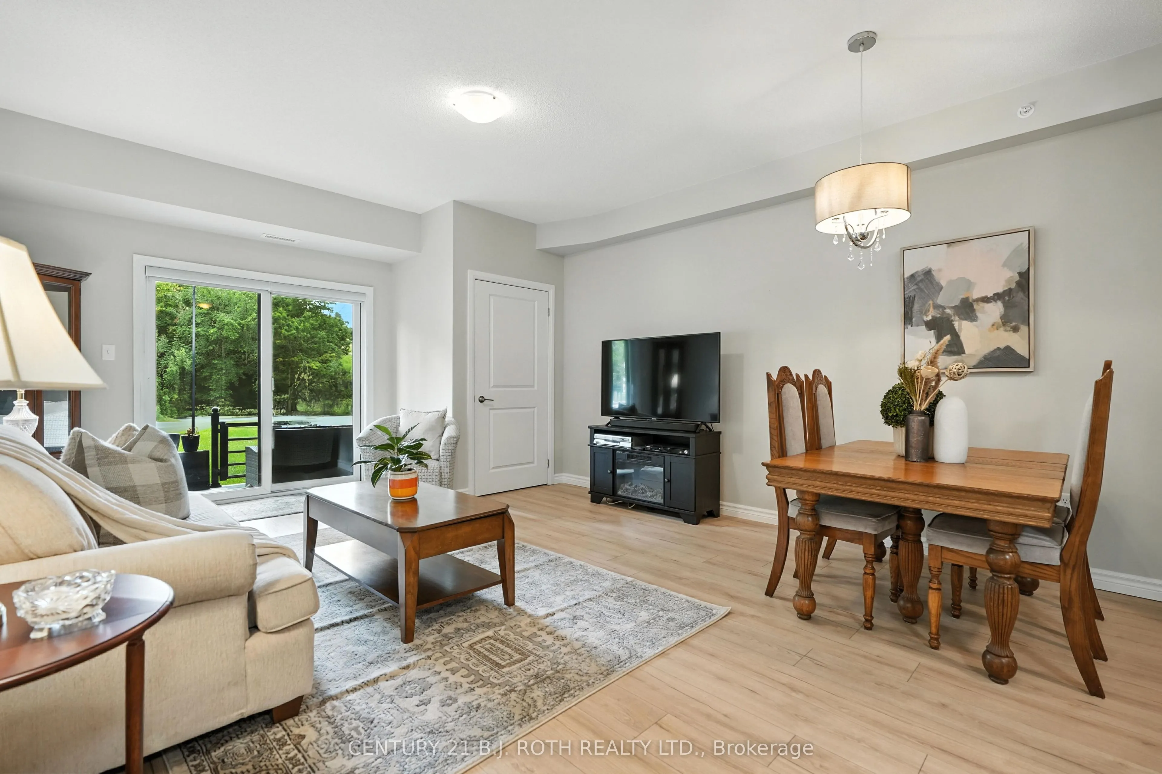 306 Essa Road, #112
