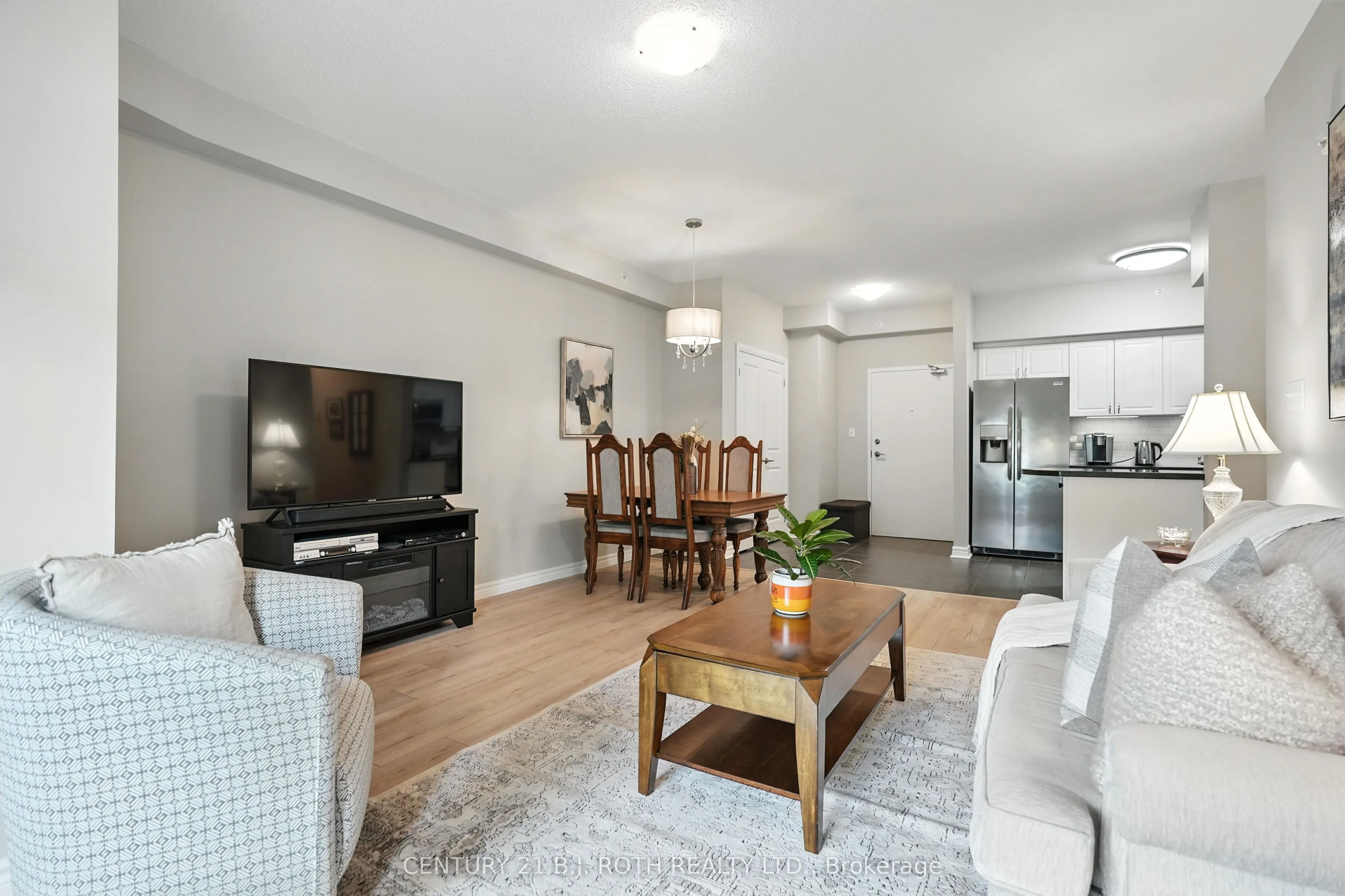 306 Essa Road, #112