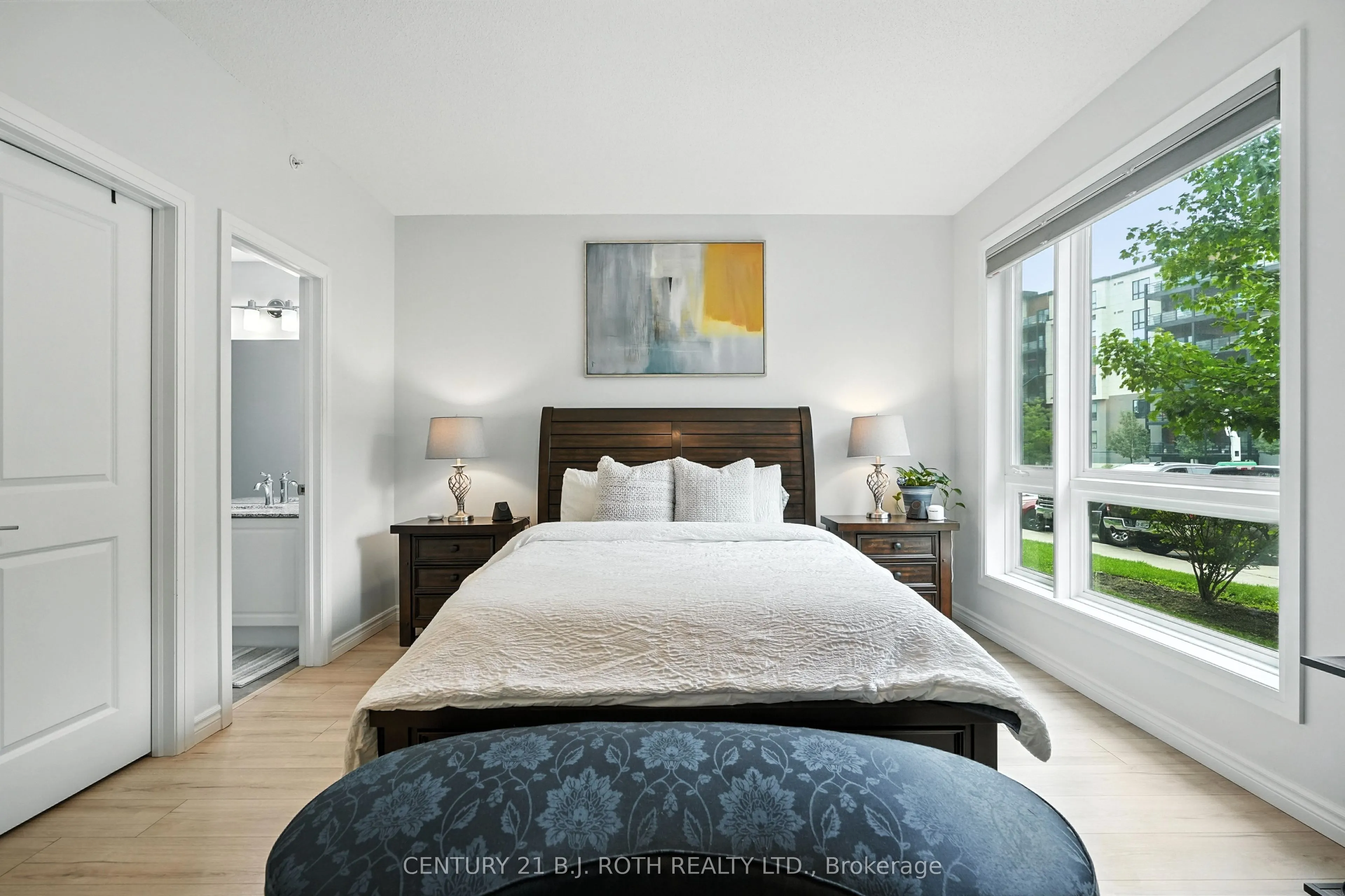306 Essa Road, #112