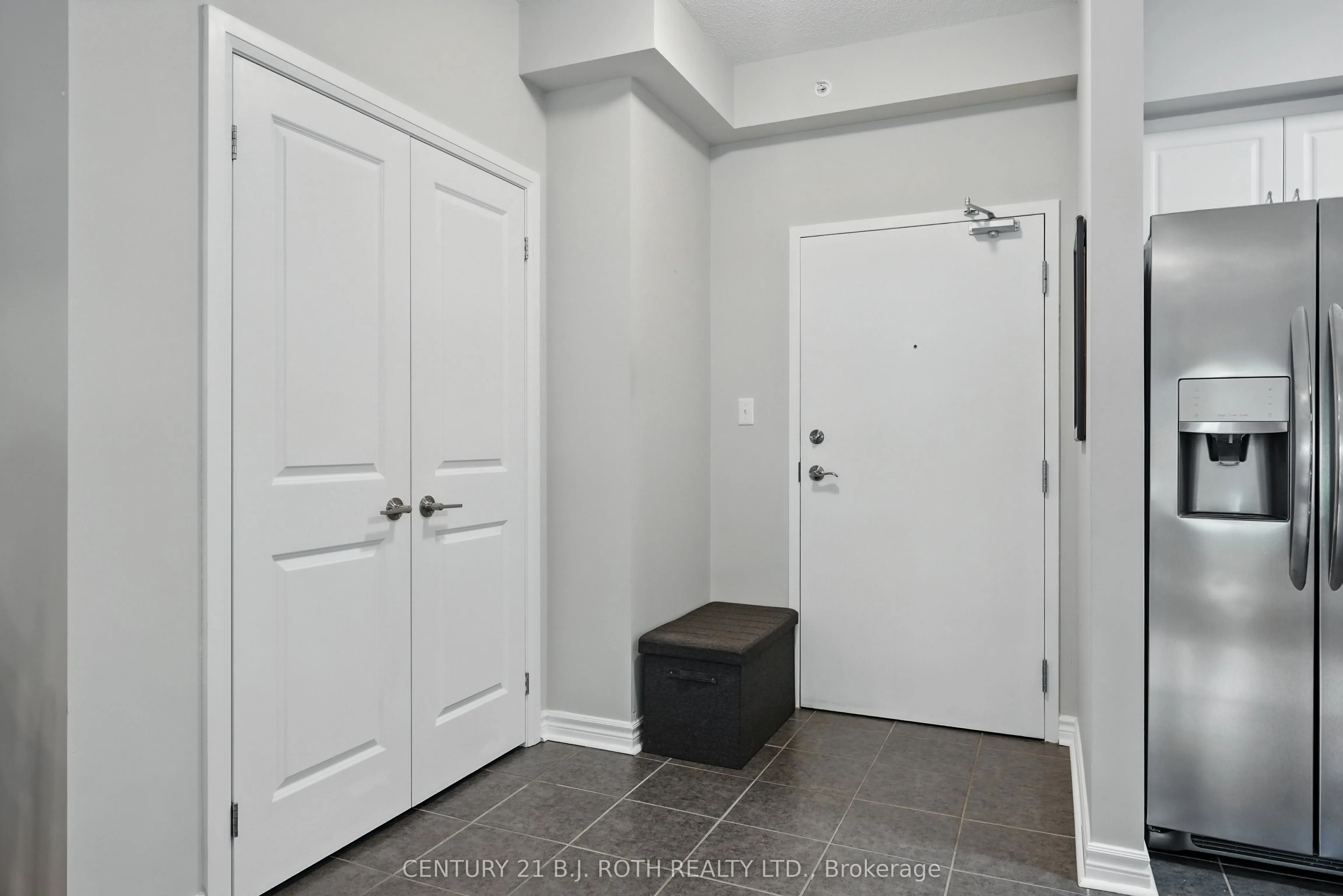 306 Essa Road, #112