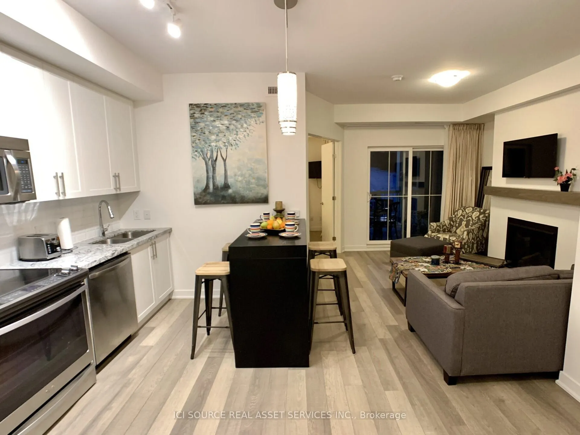 40 Horseshoe Boulevard, #405