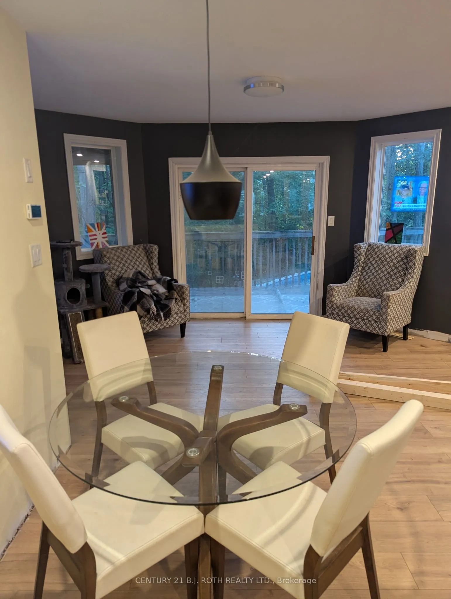 63 White Elm Road