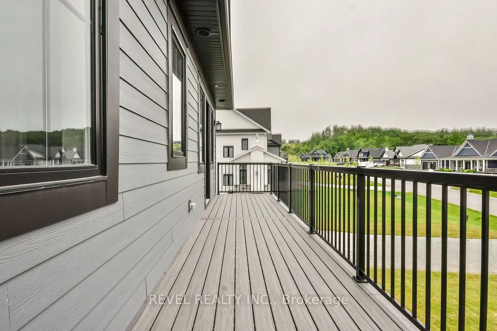 4 Clydesdale Court