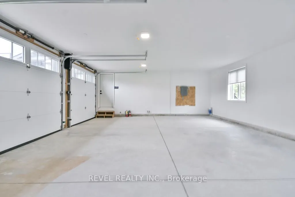 4 Clydesdale Court