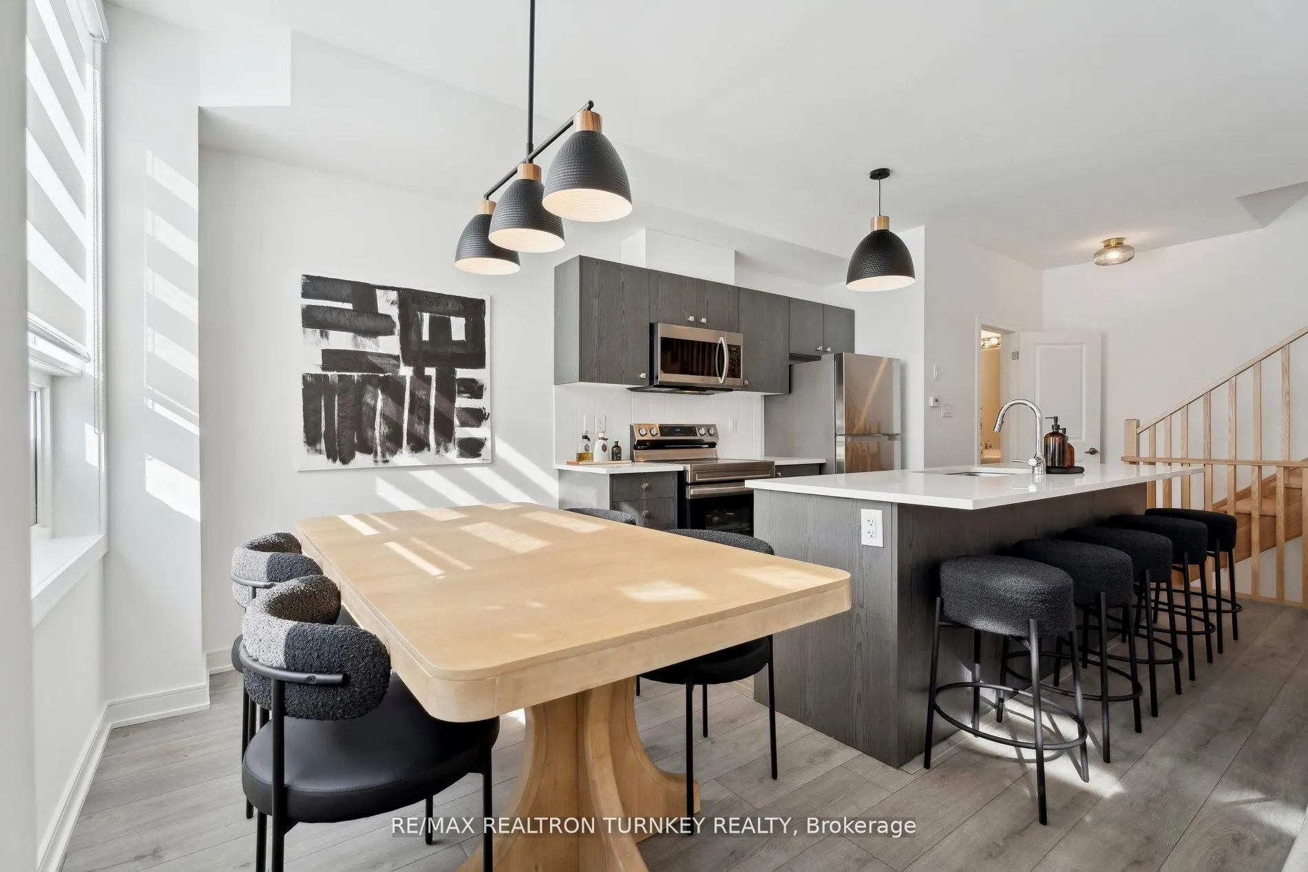 28 Spry Lane